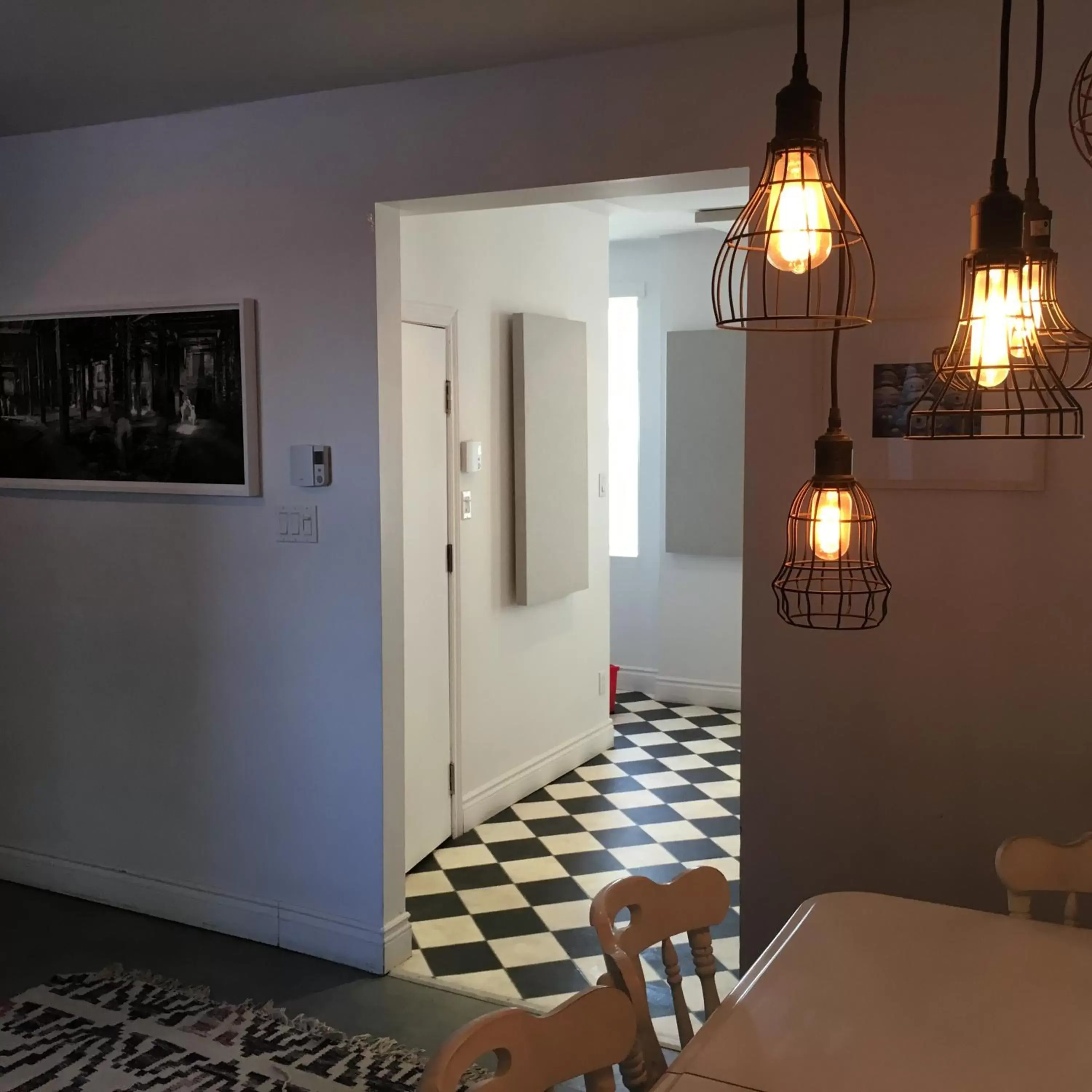 Dining area in L'Hotel Particulier Griffintown