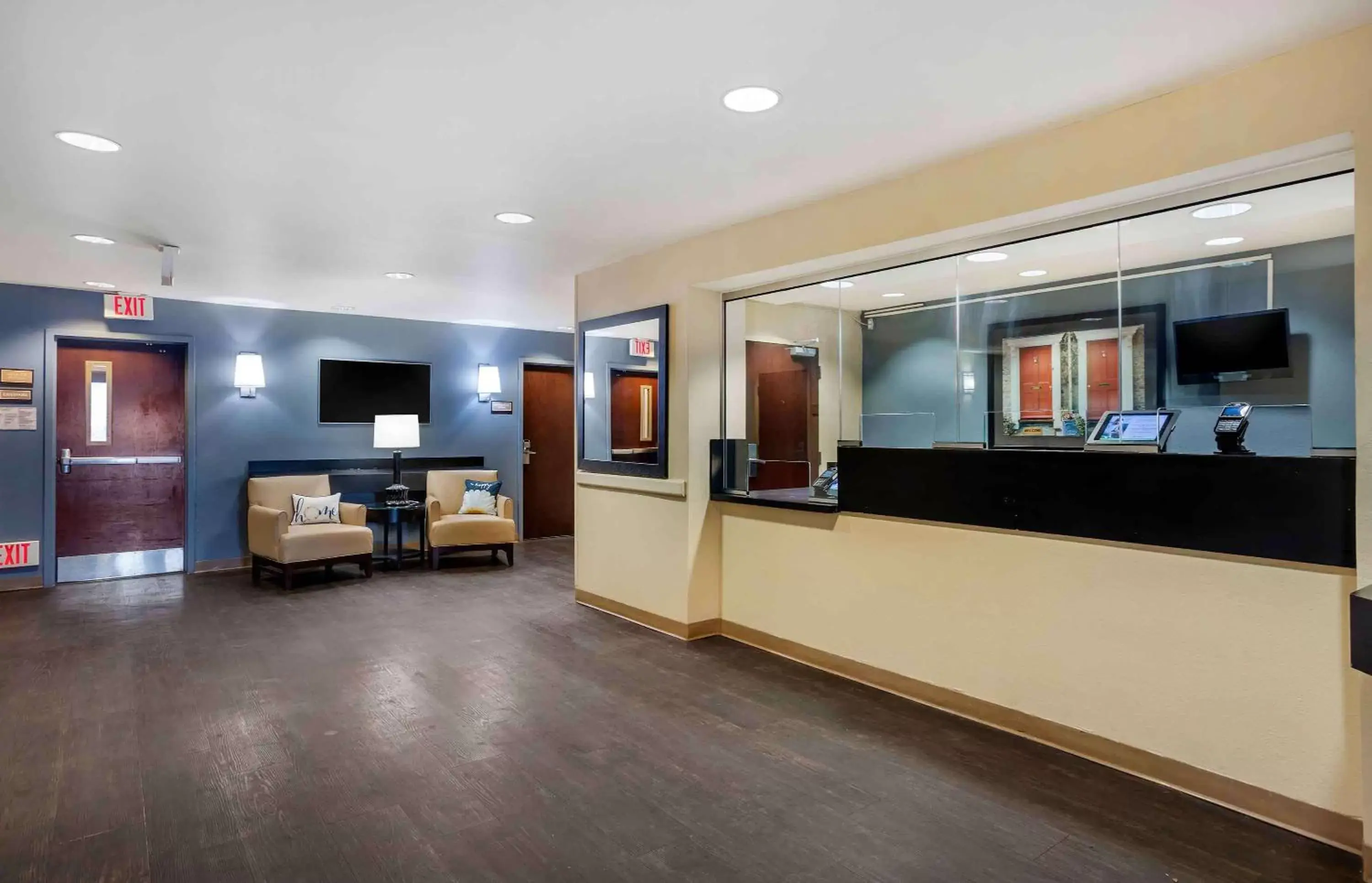 Lobby or reception, Lobby/Reception in Extended Stay America Suites - Philadelphia - Horsham - Welsh Rd