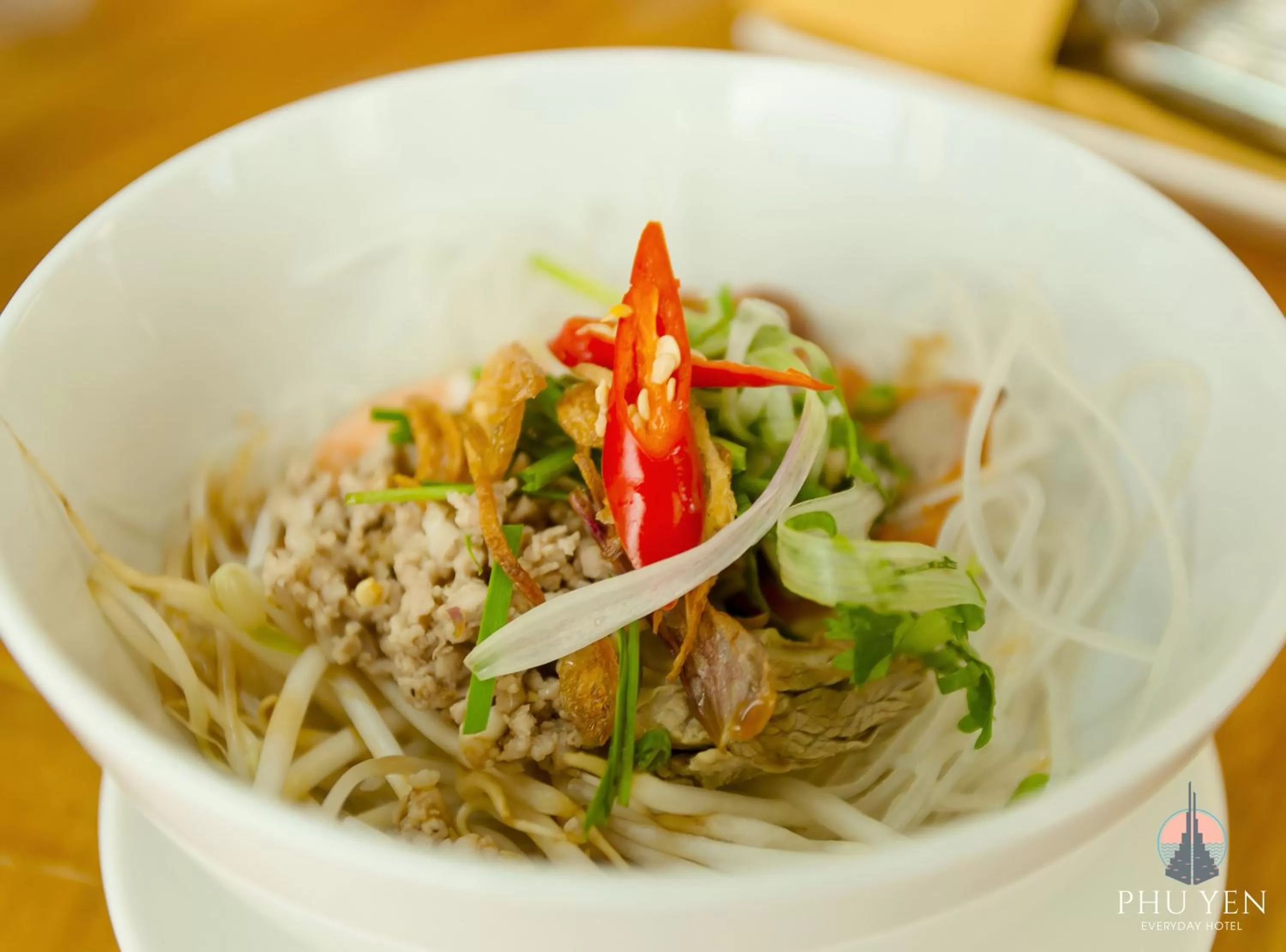 Restaurant/places to eat in PHÚ YÊN EVERYDAY HOTEL