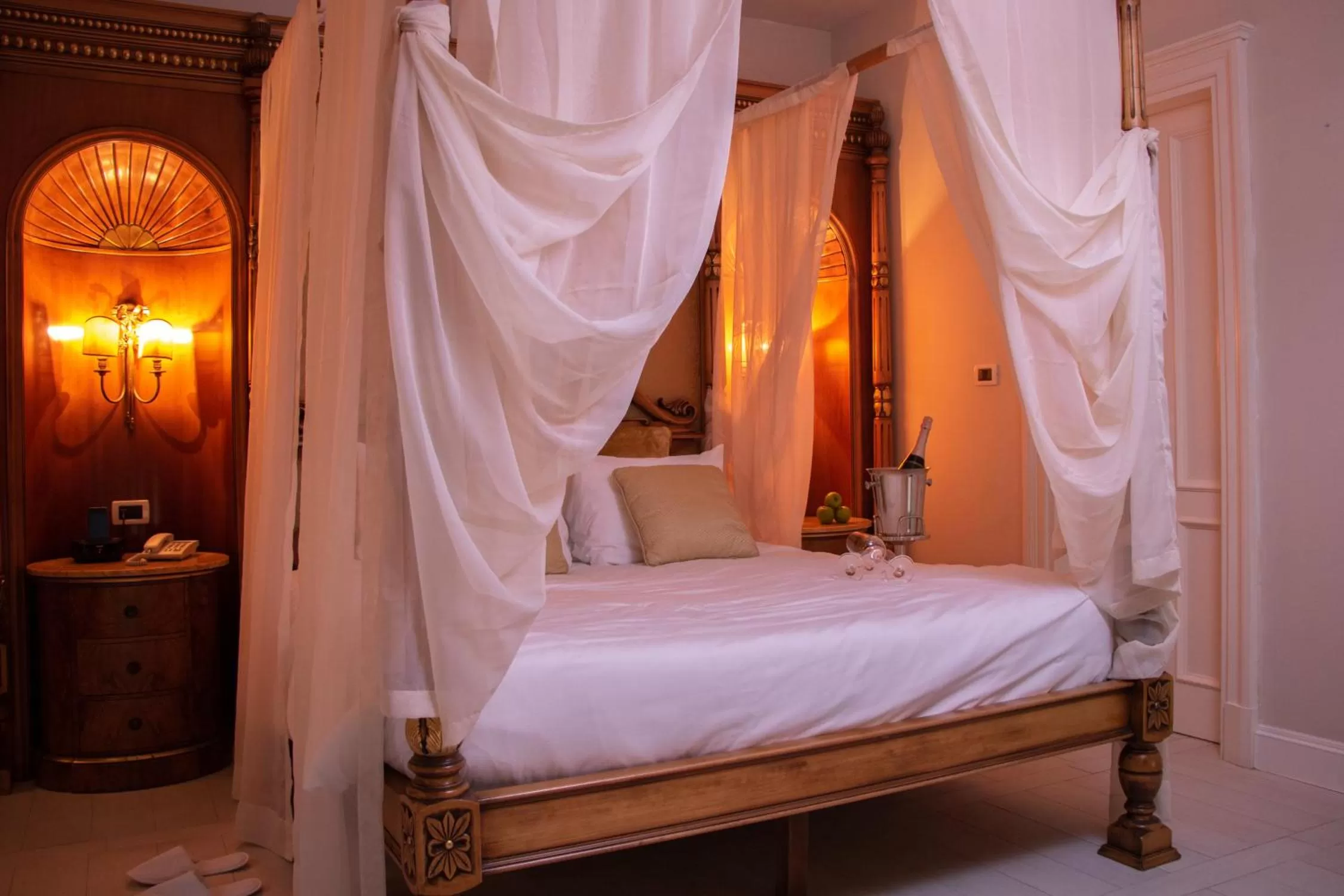 Bed in Villa Palma Boutique Hotel
