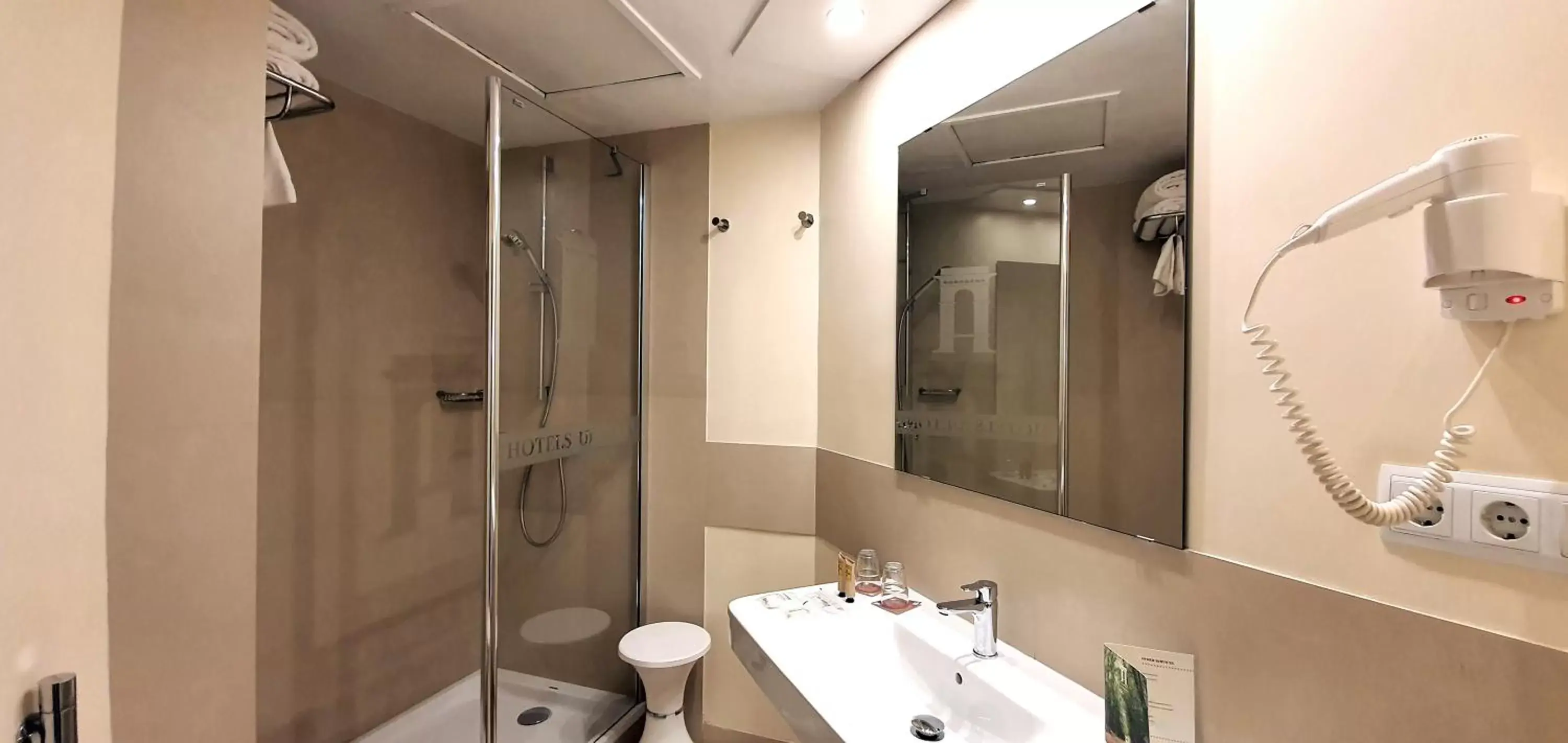 Bathroom in Hotel Ultonia