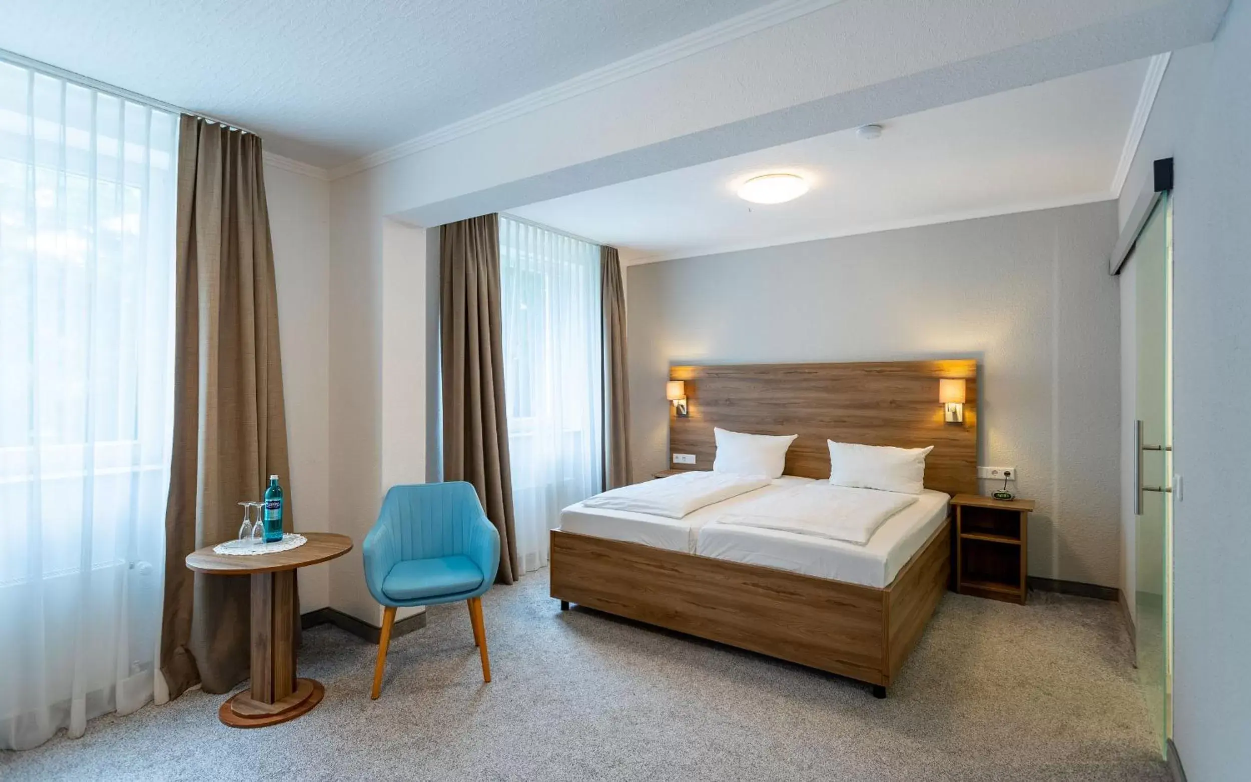 Photo of the whole room, Bed in Best Western Waldhotel Eskeshof