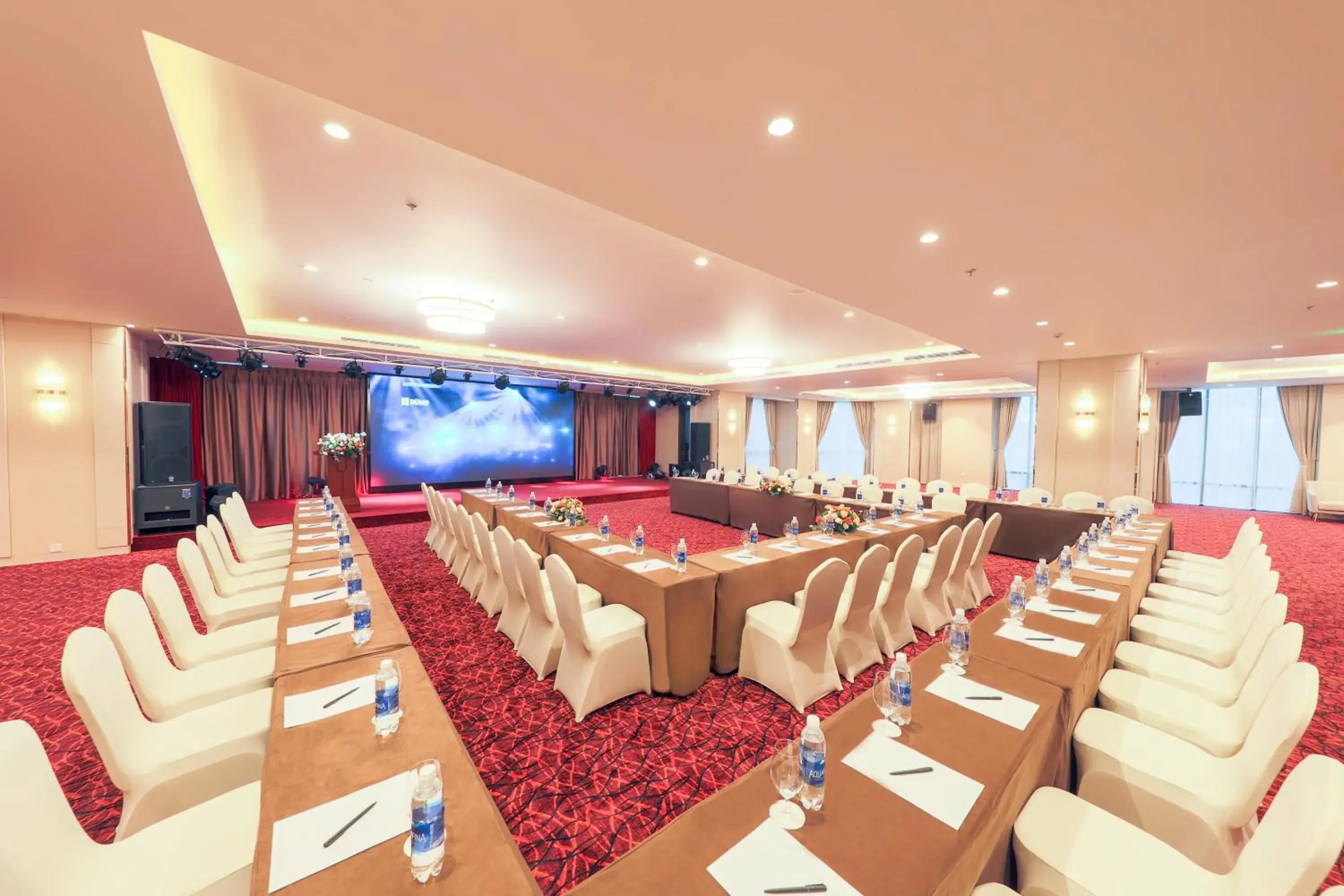Banquet/Function facilities, Banquet Facilities in Grand Vista Hanoi
