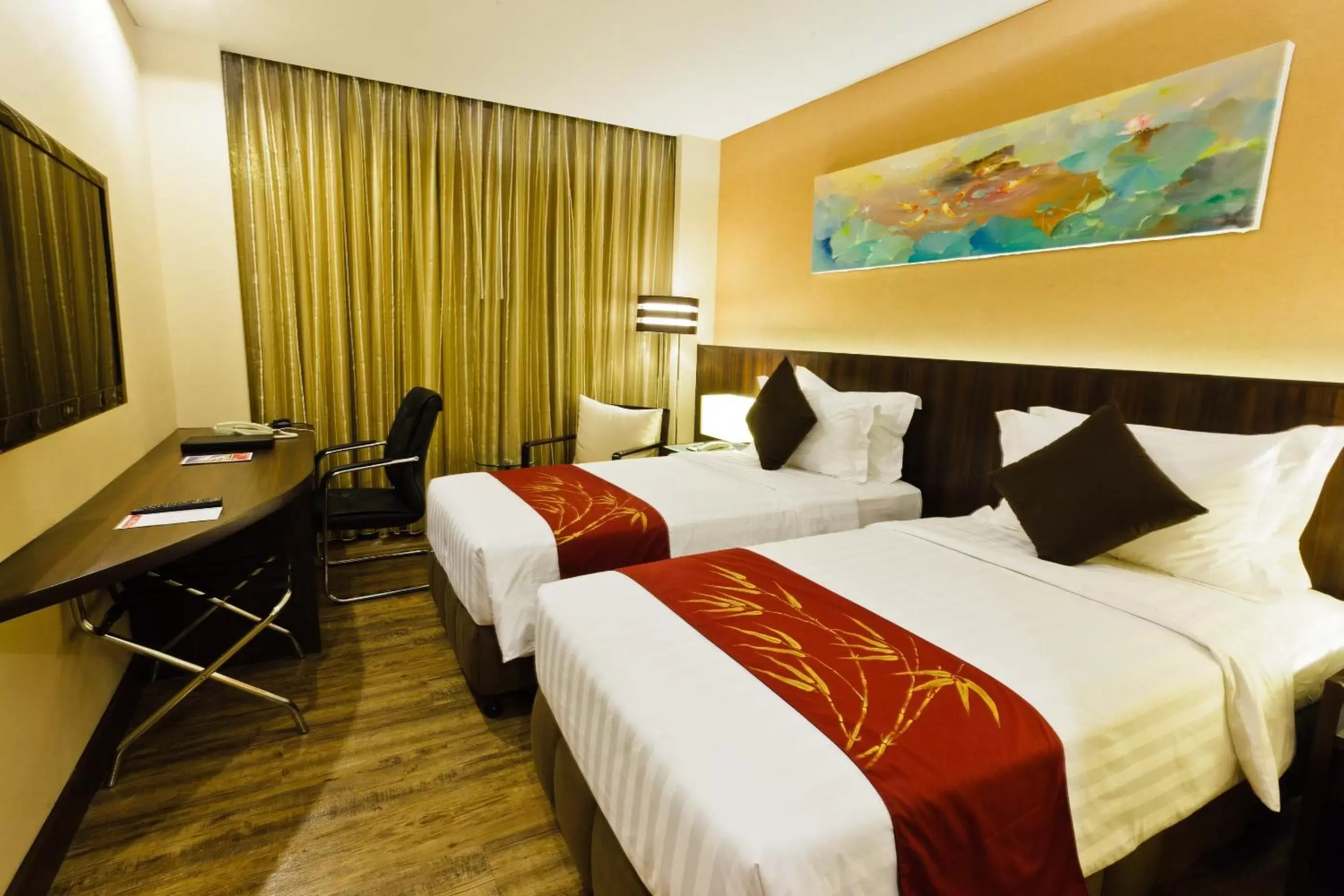 Bed in Ramada by Wyndham Manila Central