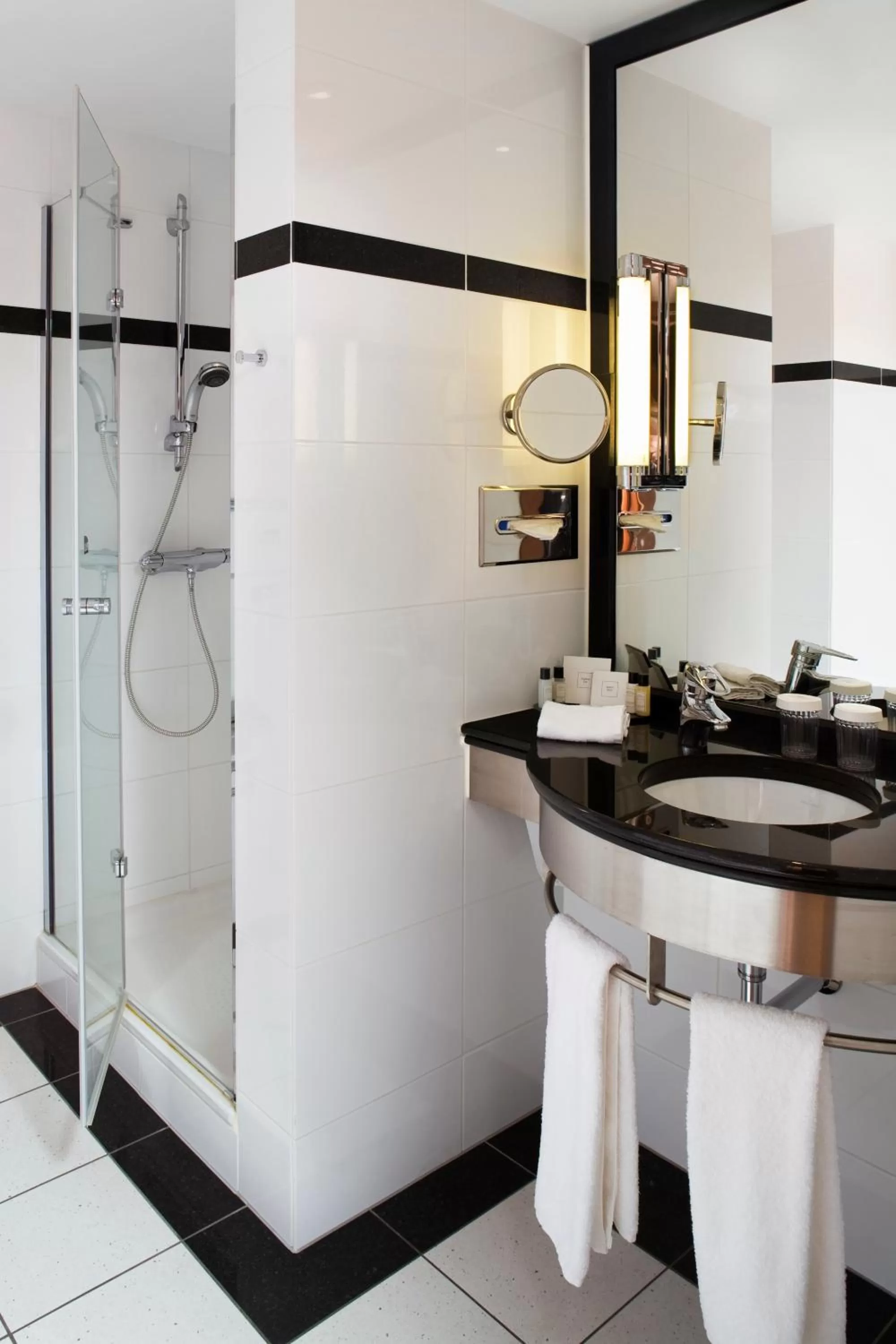 Shower in Crowne Plaza Brussels Airport by IHG