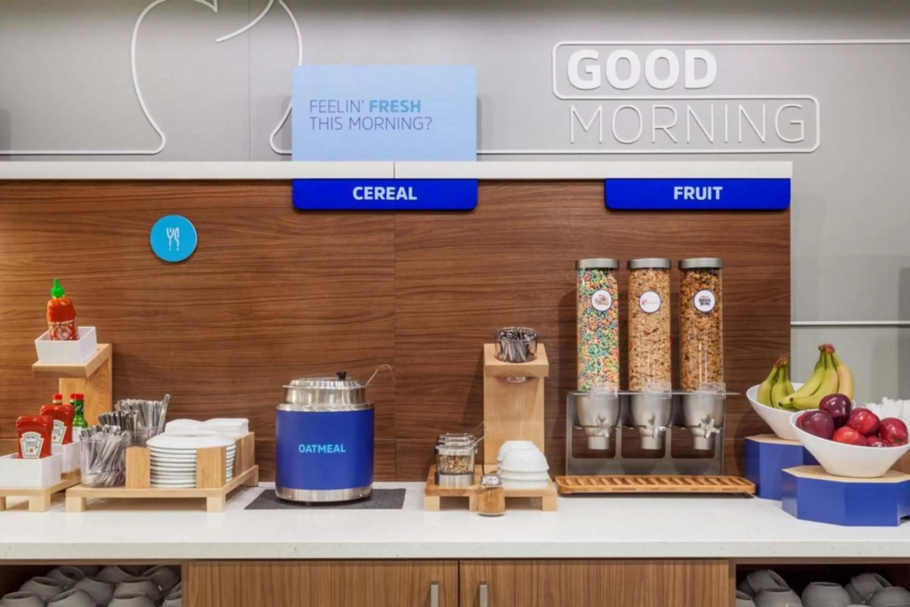 Breakfast, Floor Plan in Holiday Inn Express Hotel and Suites Lincoln Airport, an IHG Hotel