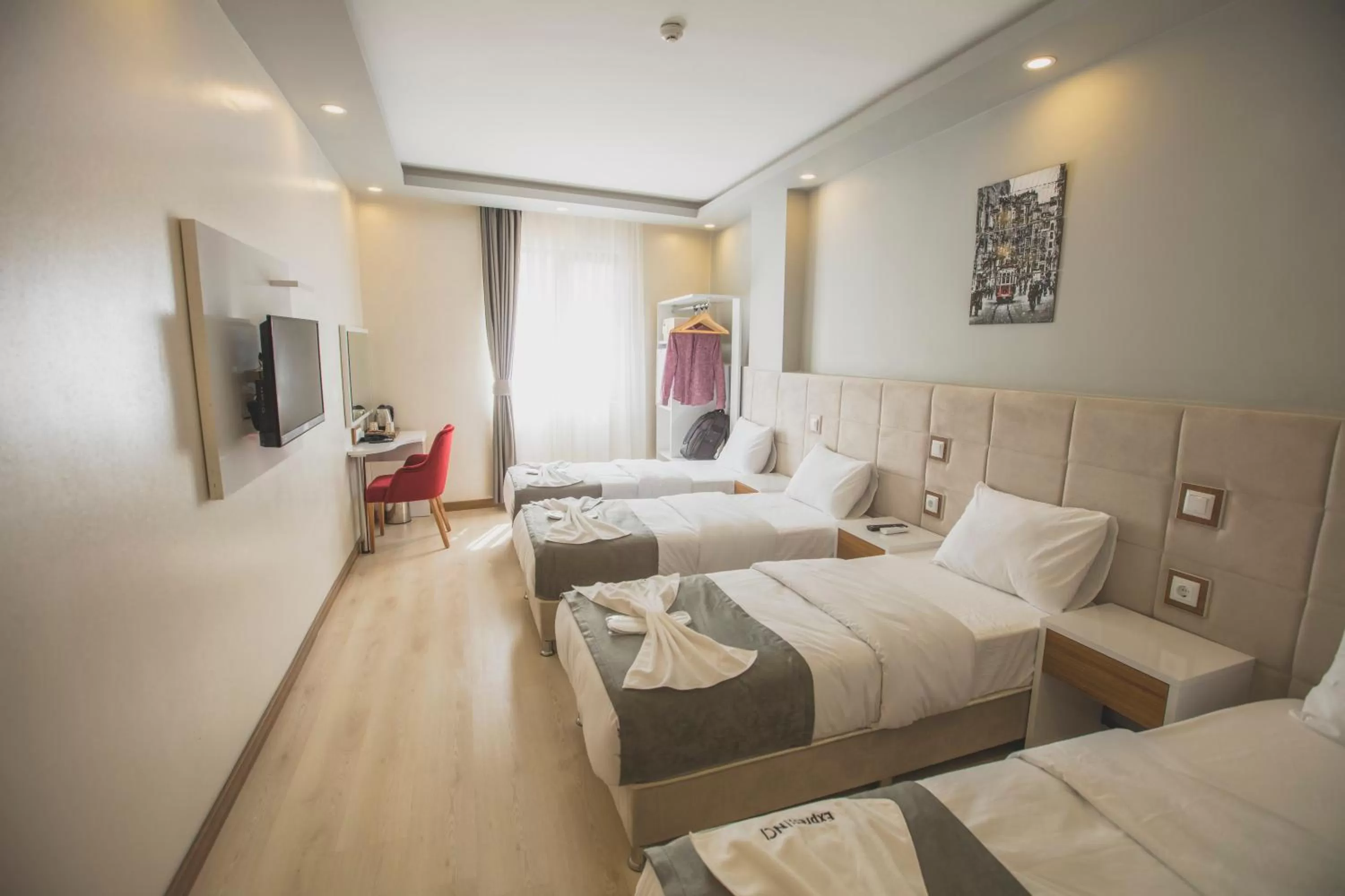 Bed in Express İnci Hotel