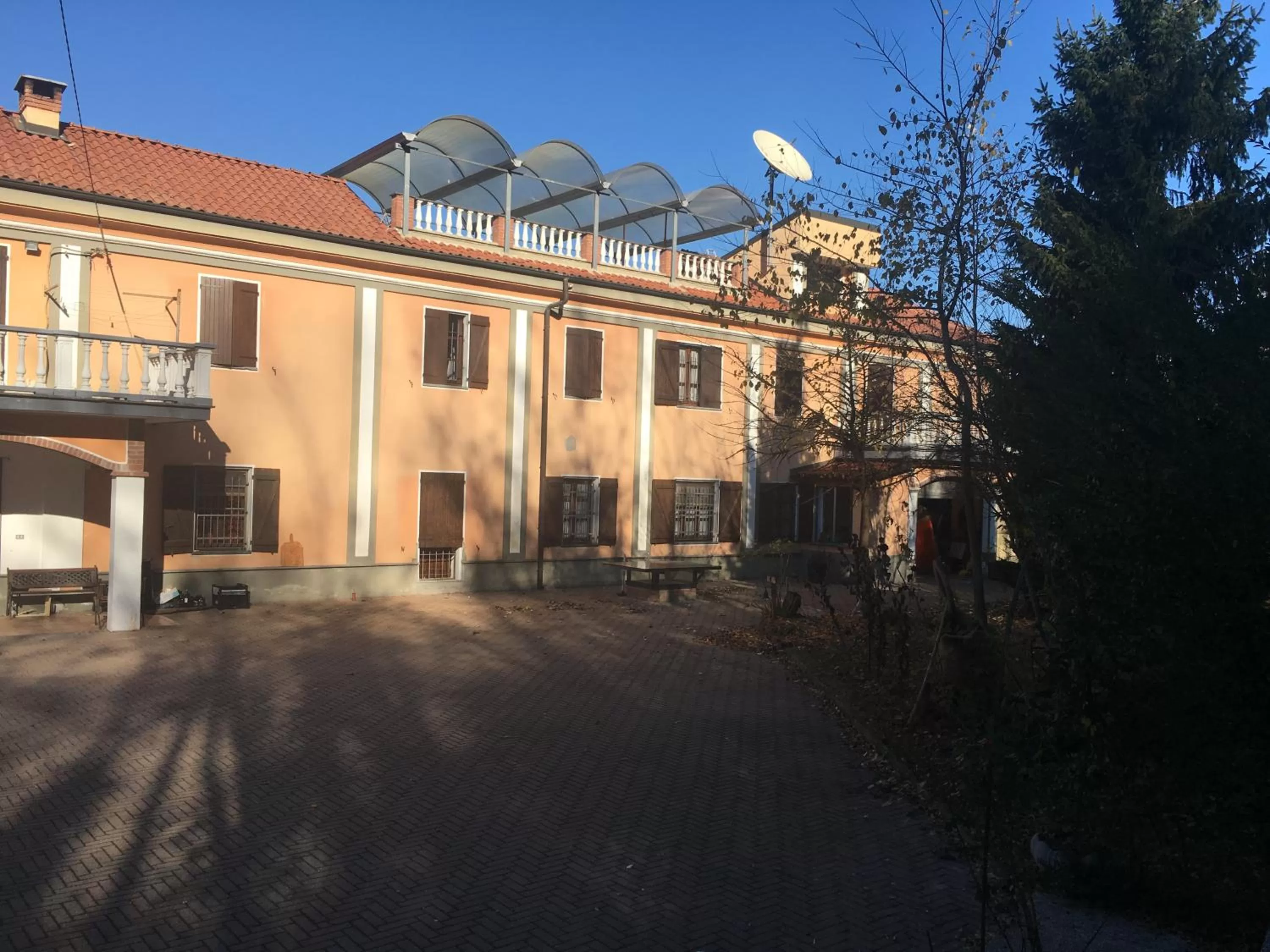 Facade/entrance in Rossella alla Villarella dei Tulipani