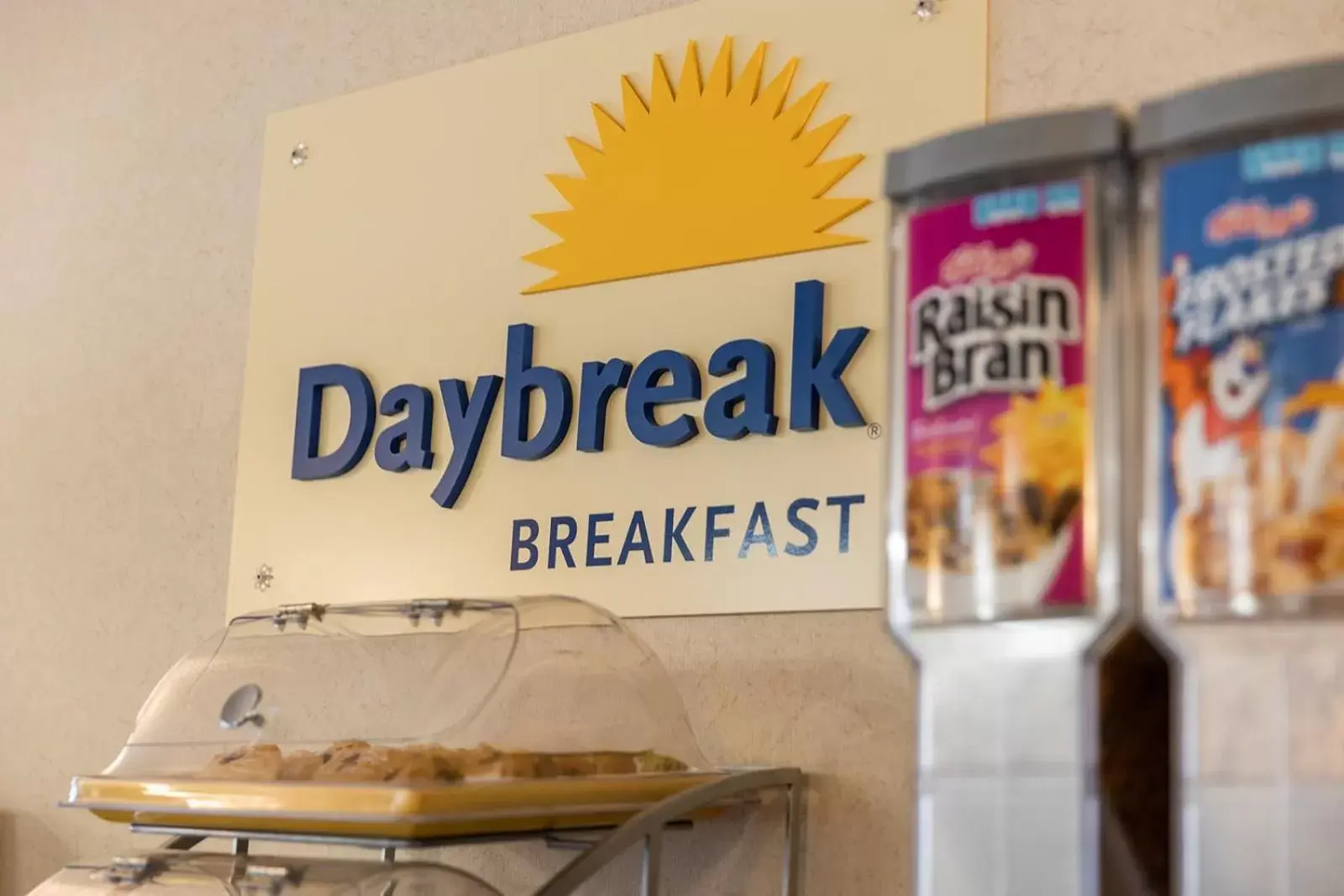 Continental breakfast in Days Inn by Wyndham Kuttawa/Eddyville