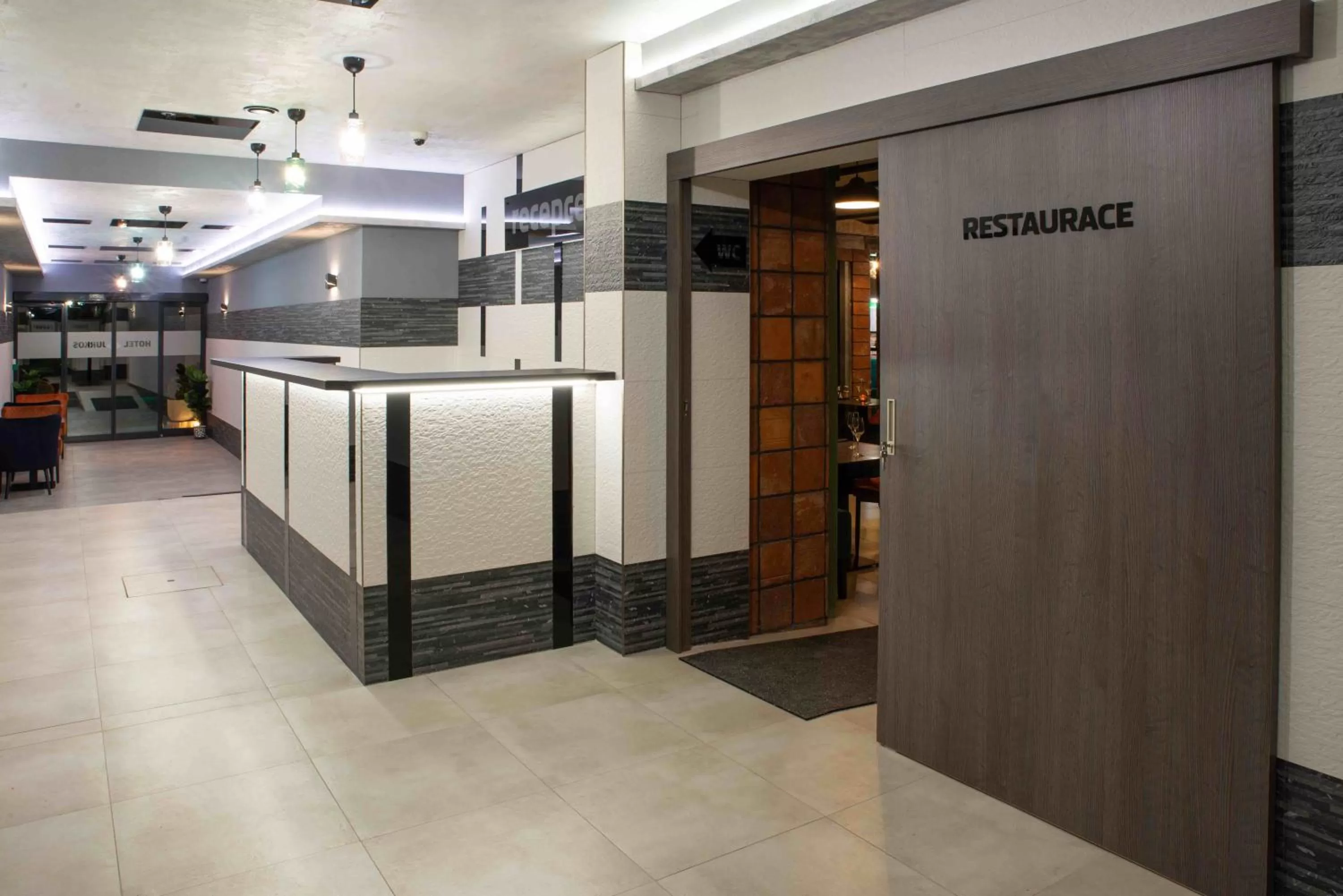Lobby or reception in Hotel JURKOS