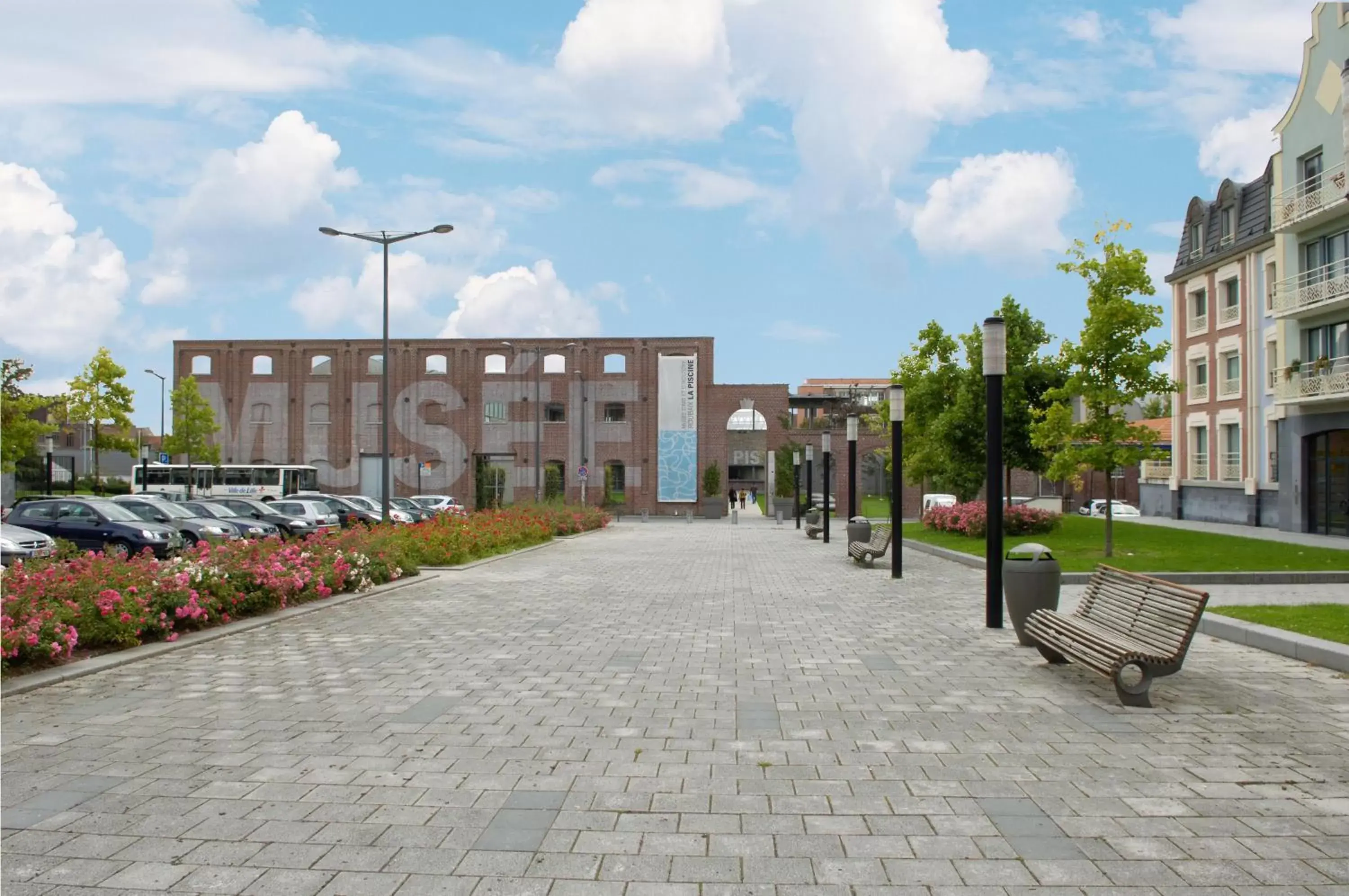 Off site, Property Building in ibis Lille Roubaix Centre Grand-Place