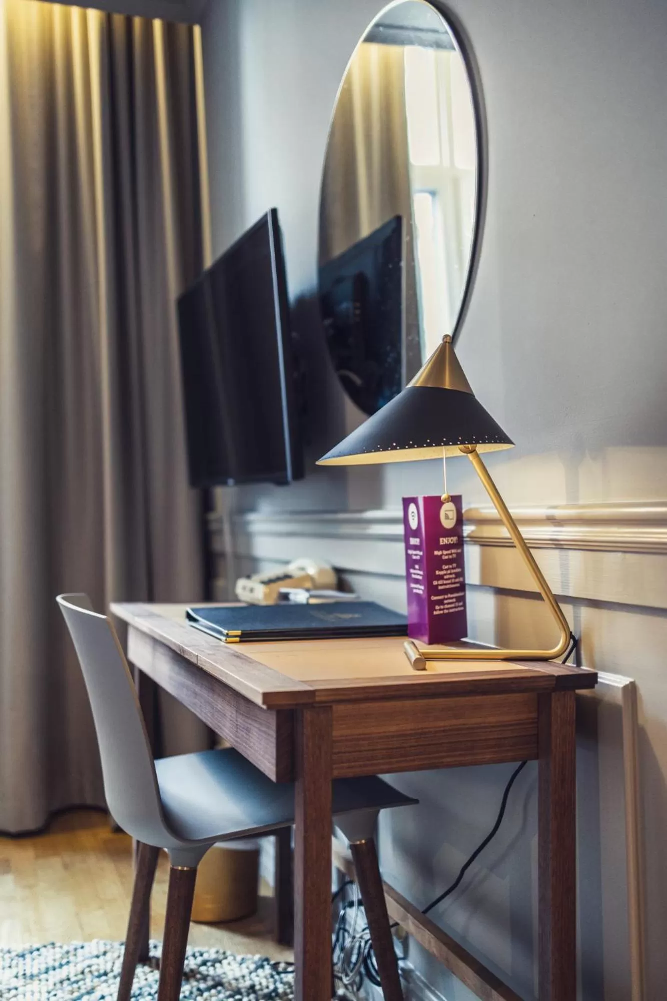 TV and multimedia in Hotel Poseidon