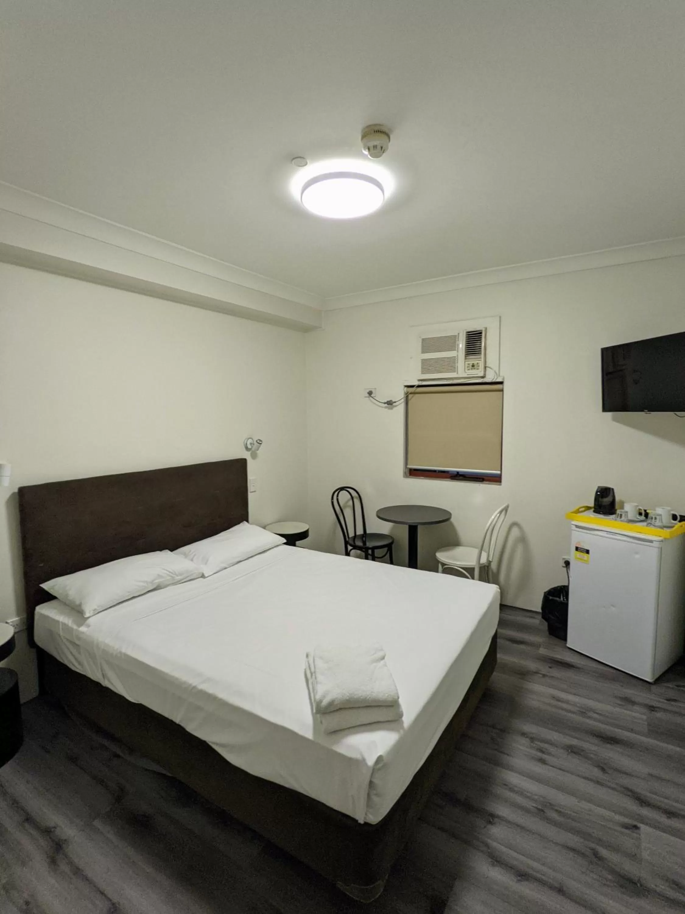 Bed in Arena Hotel (formerly Sleep Express Motel)