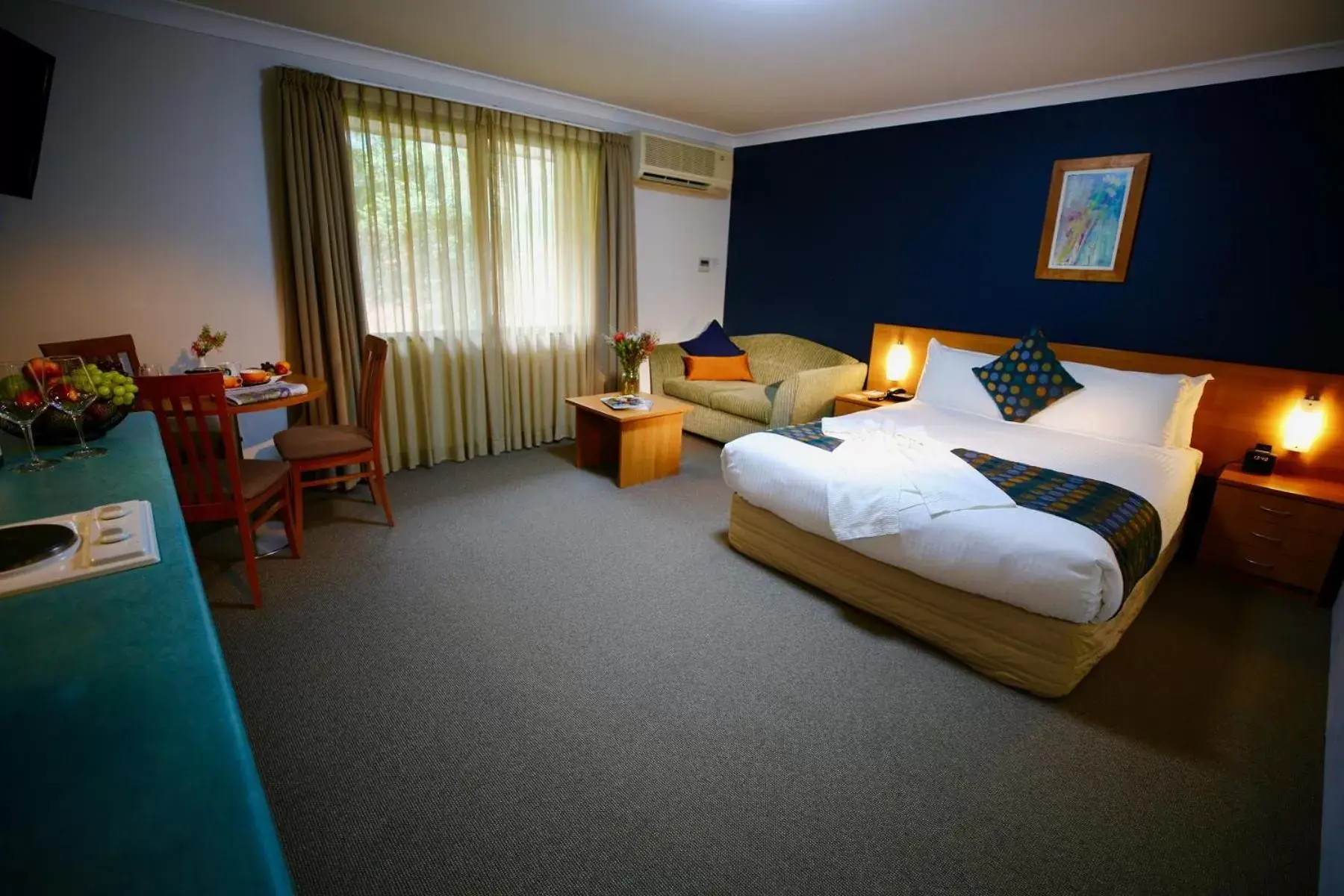 Photo of the whole room, Bed in 175 Hotel Westmead