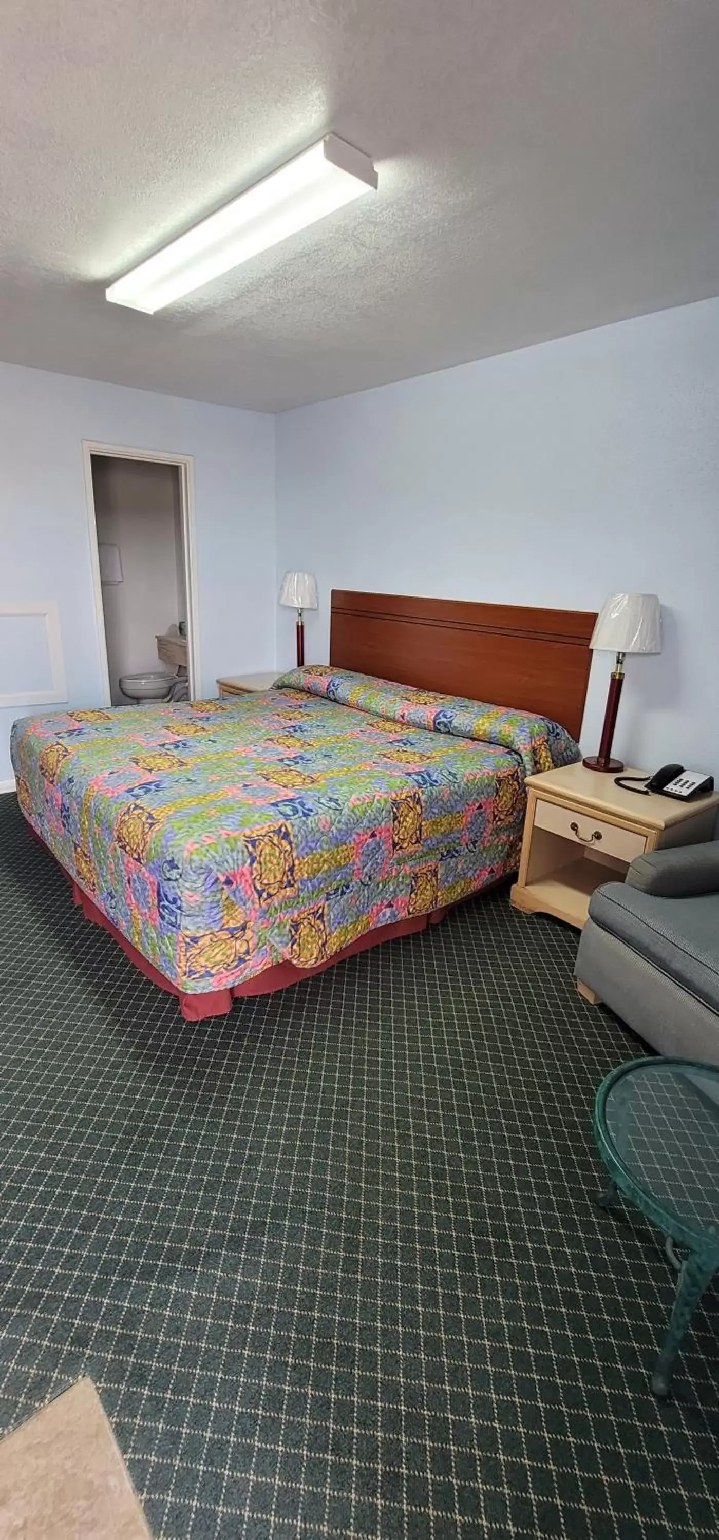 Bed in Longhorn Motel Boise City