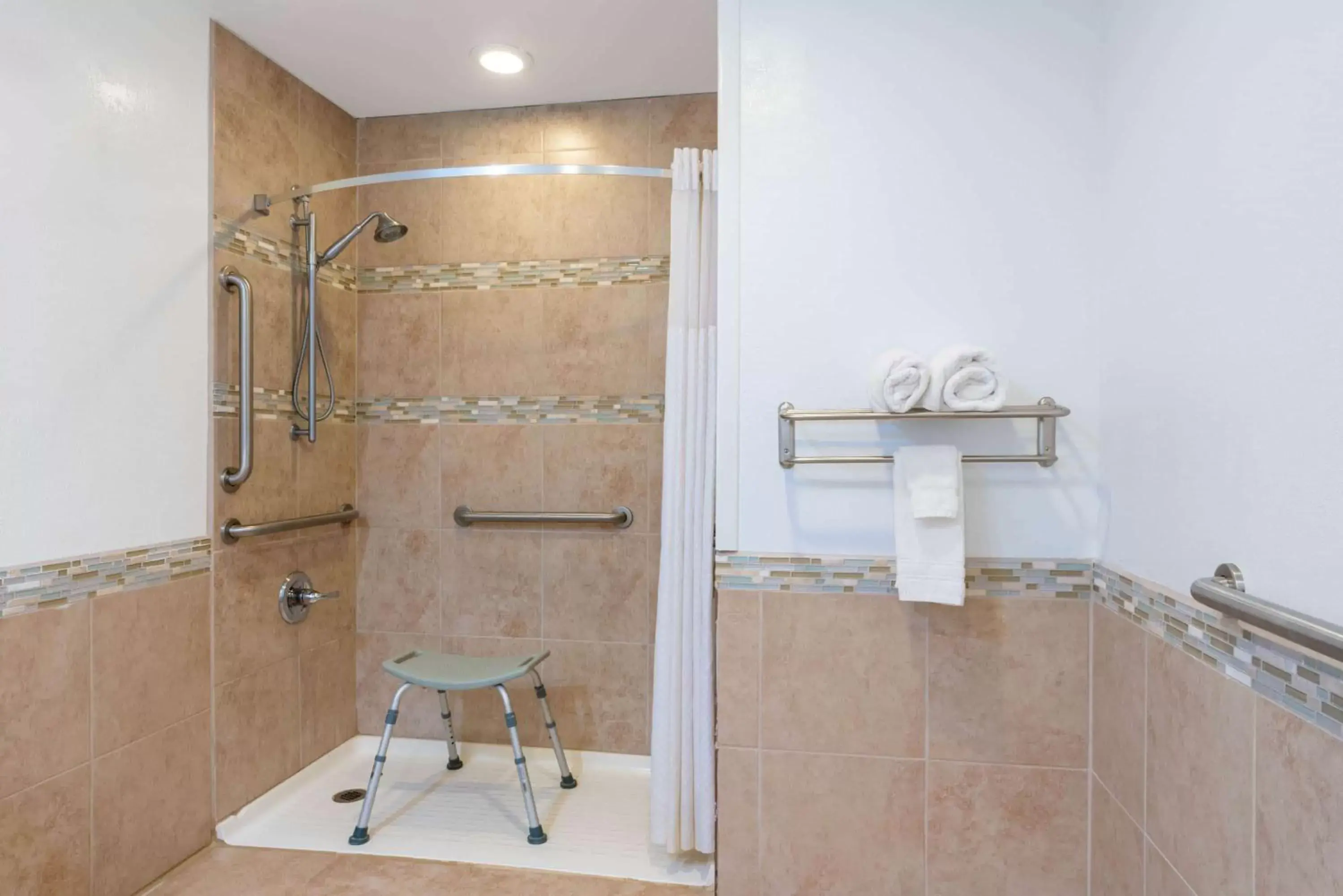 Shower, Bathroom in Days Inn by Wyndham Grants