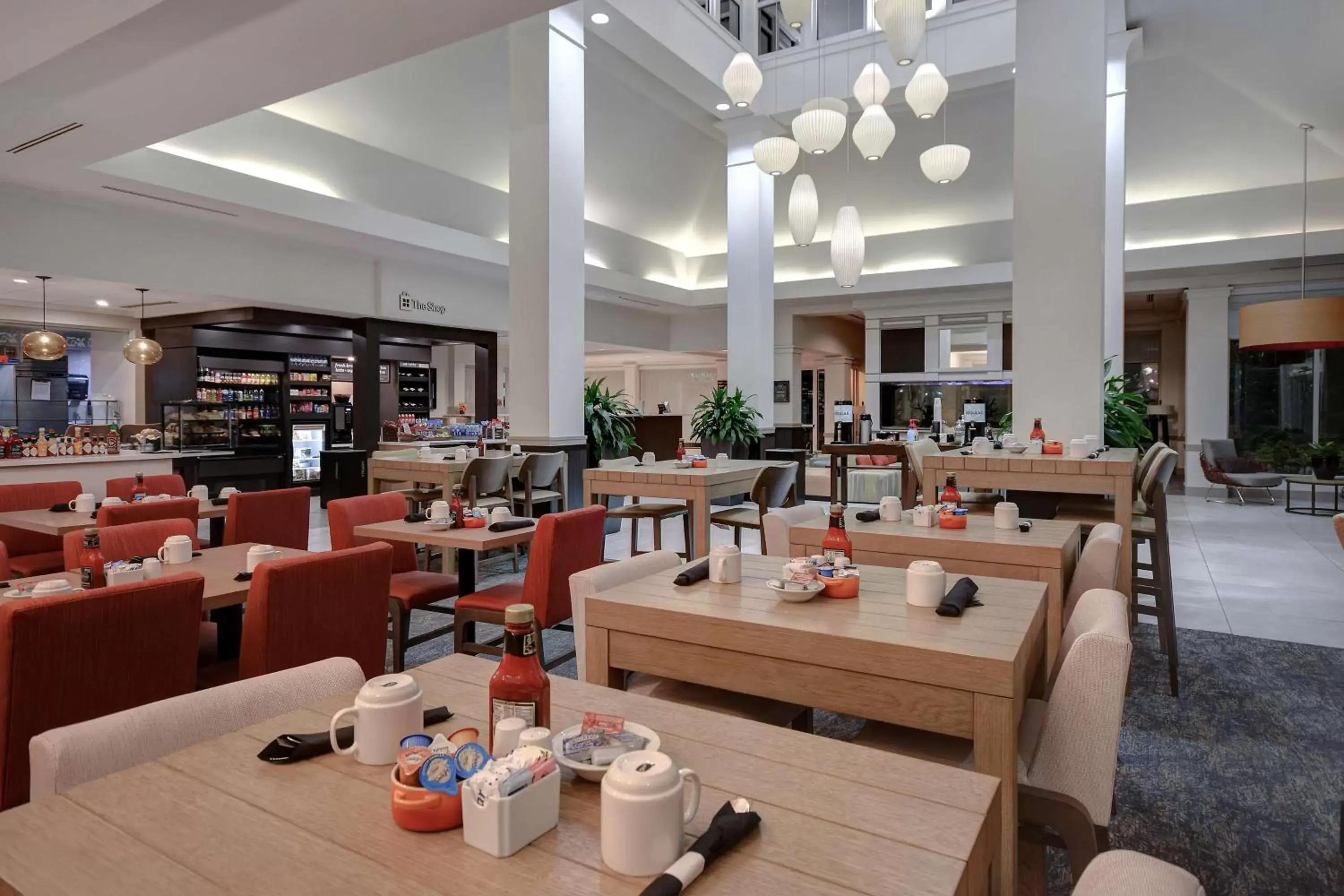 Breakfast, Restaurant/Places to Eat in Hilton Garden Inn Fort Myers