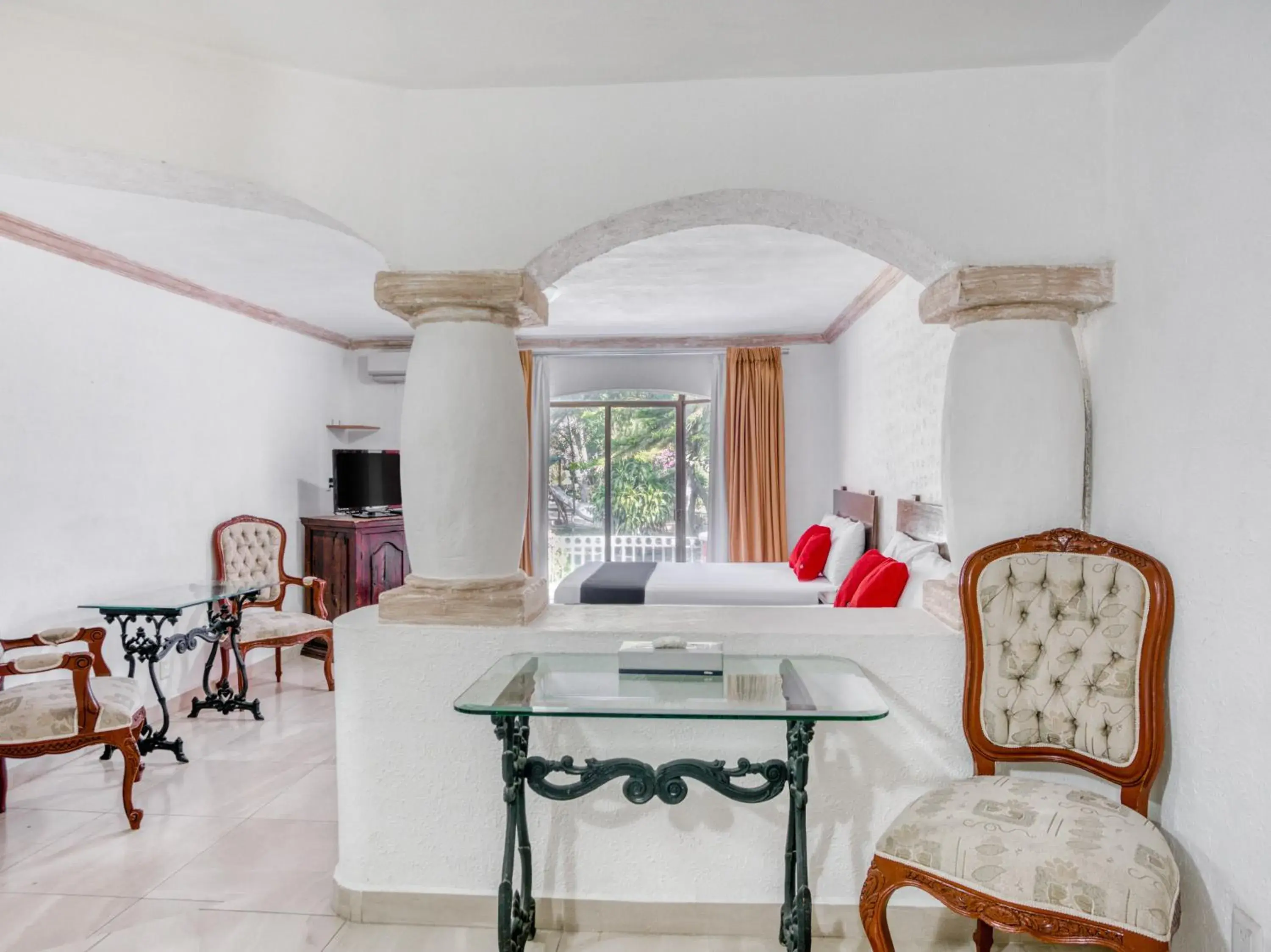 Bedroom, Seating Area in Gran Hotel Campestre