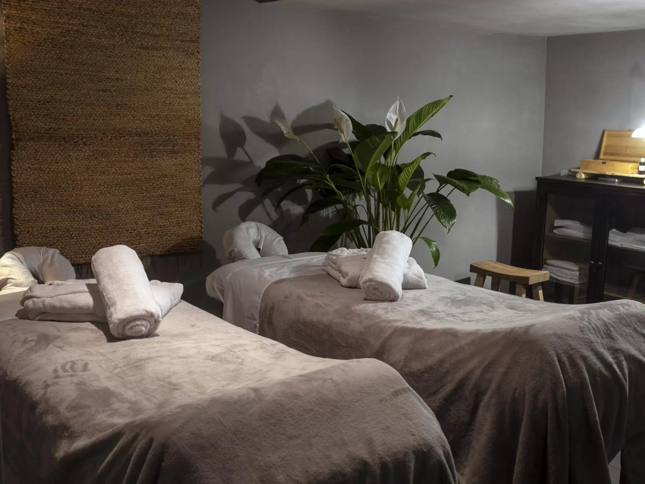 Spa and wellness centre/facilities, Bed in Carmella Boutique Hotel