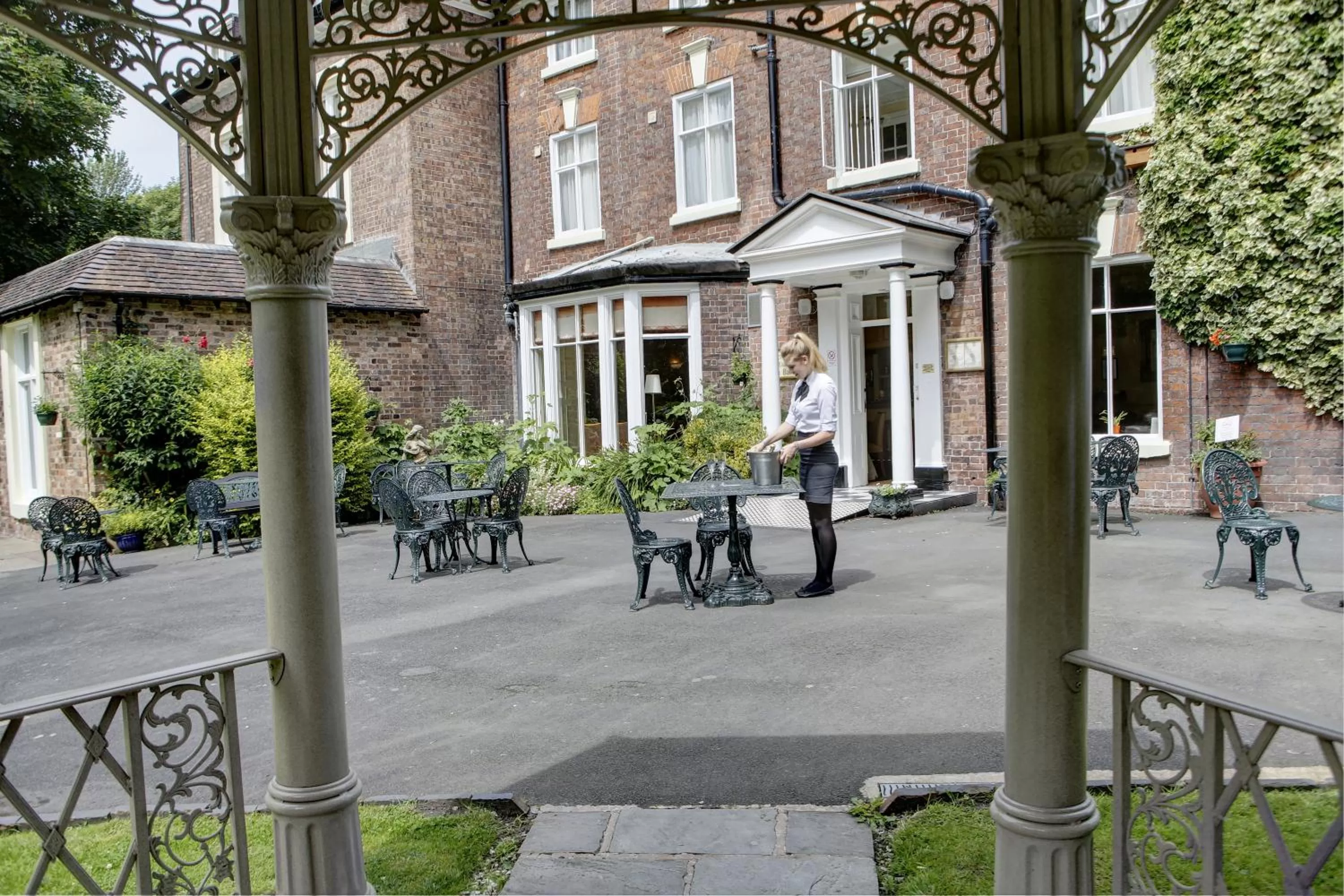 Property building in Best Western Valley Hotel