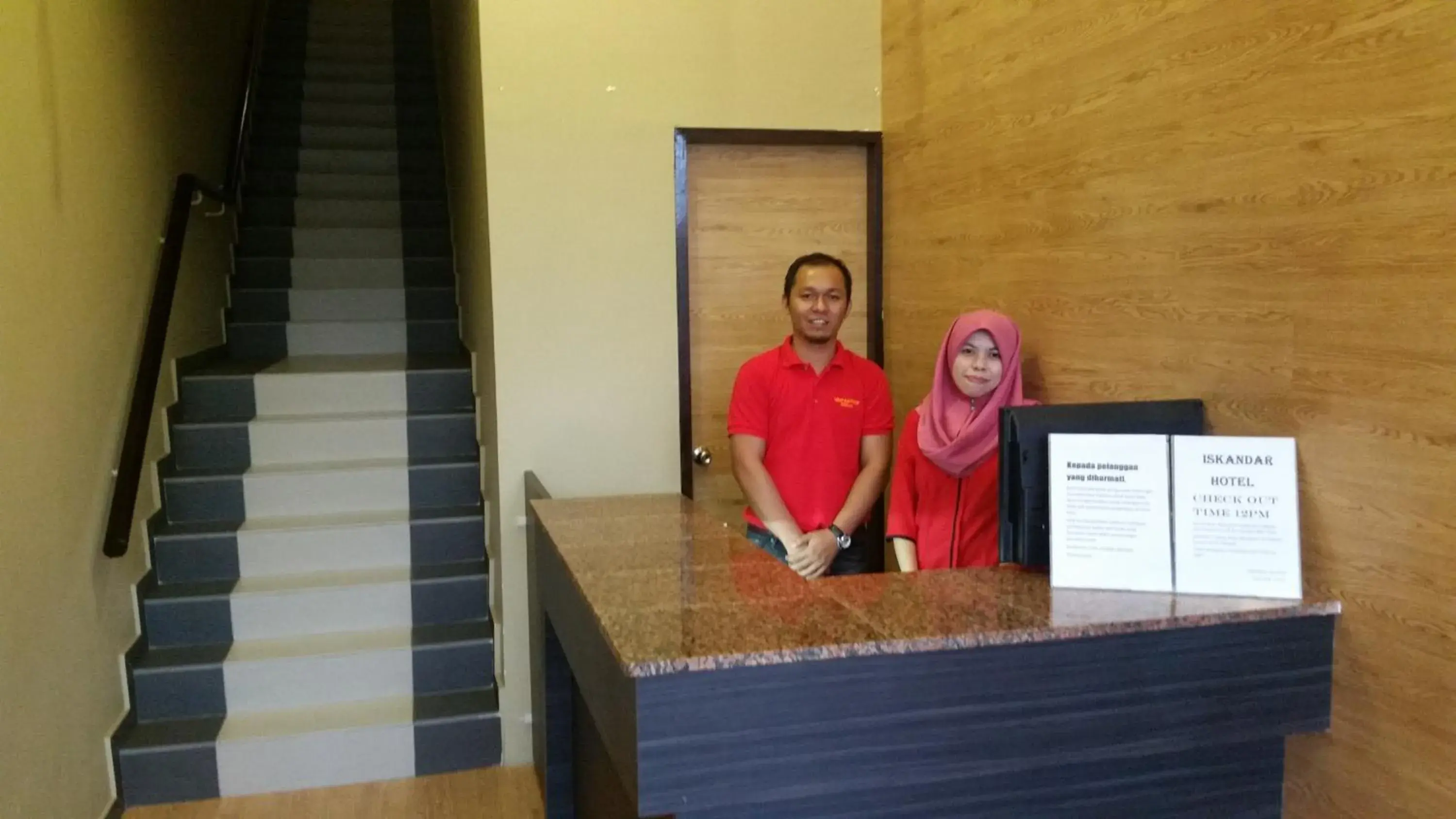 Lobby/Reception in Iskandar Hotel