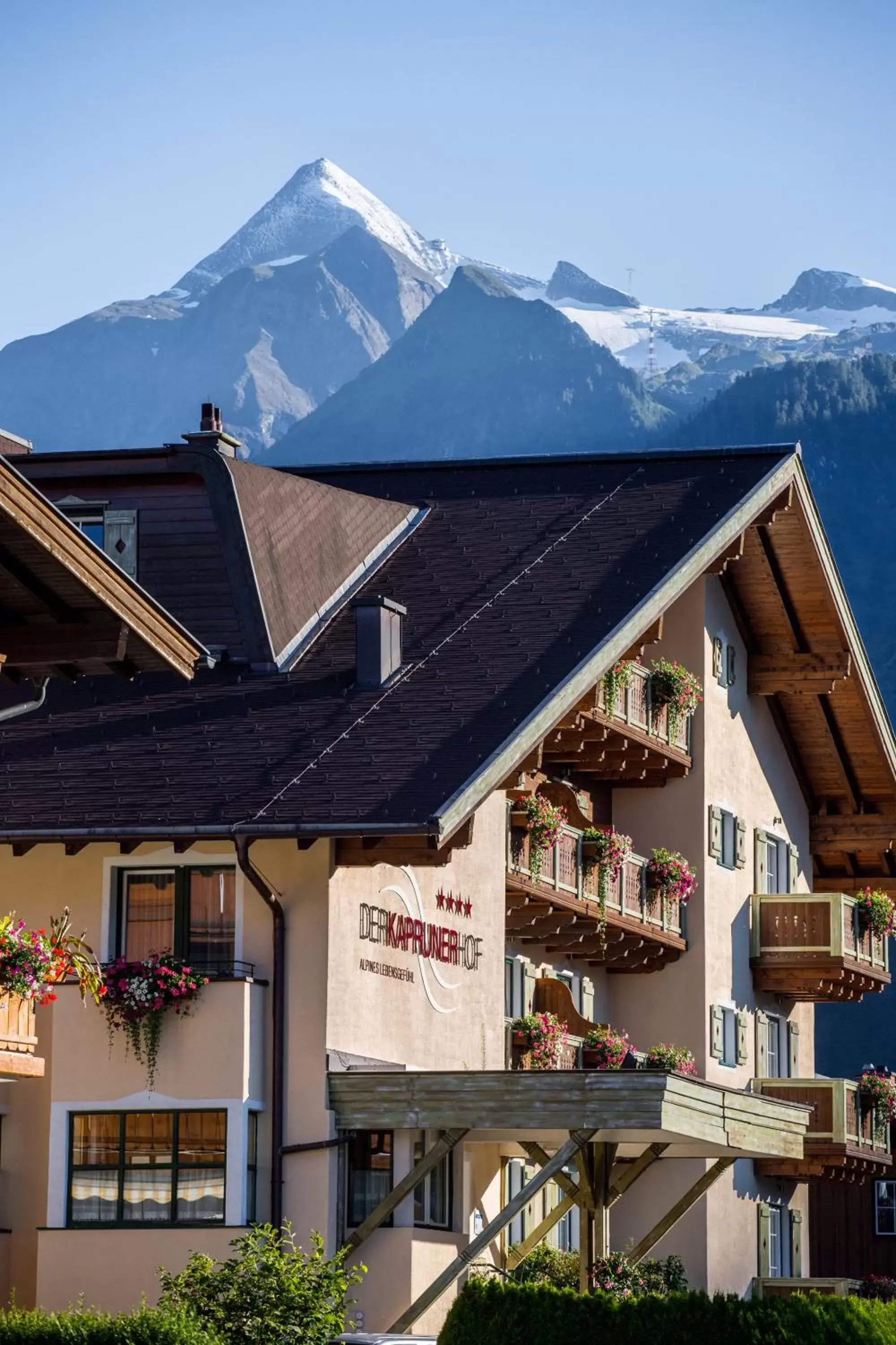 Property building in Hotel Kaprunerhof Property building in Hotel Kaprunerhof