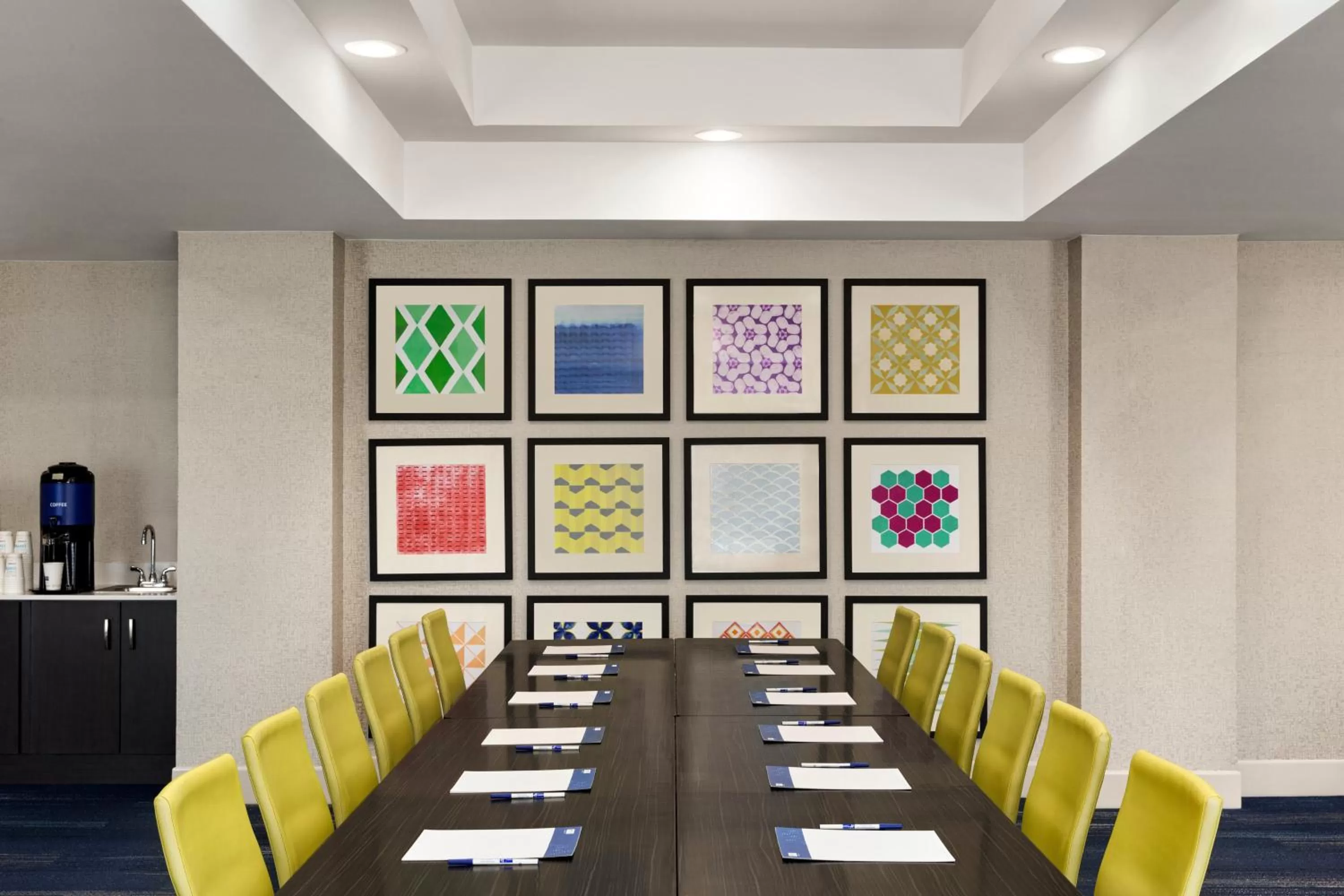 Meeting/conference room in Holiday Inn Express Hotel & Suites Shawnee I-40 by IHG