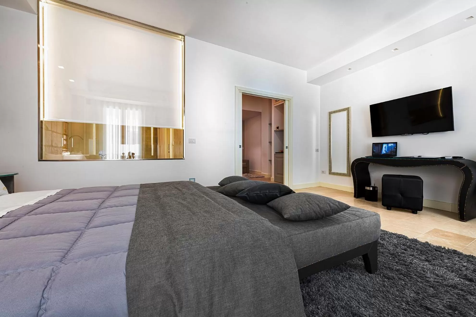 Photo of the whole room, Bed in Hotel Porta Reale