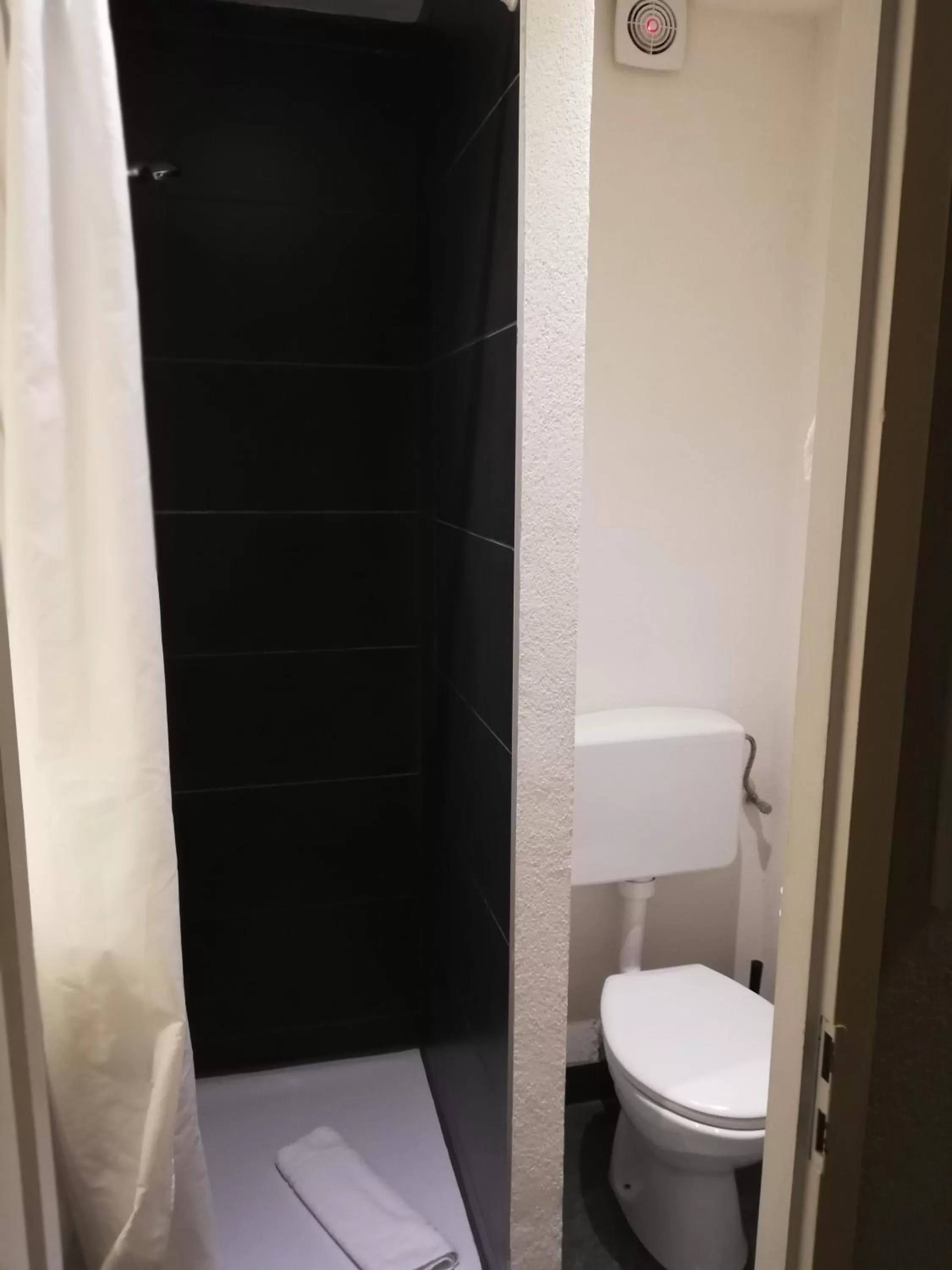 Bathroom in Hotel Parc & Lac