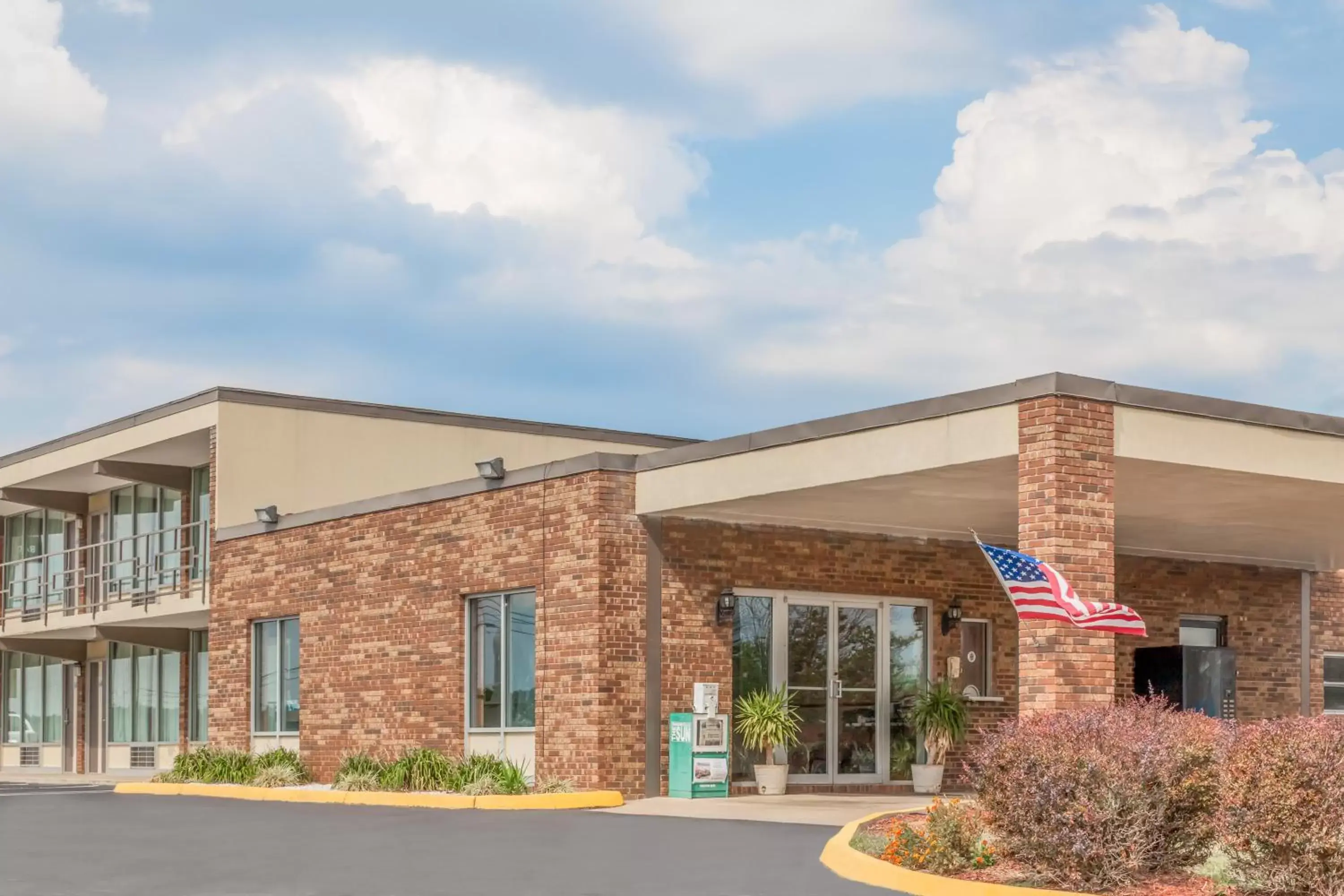 Property Building in Relax Inn Greeneville