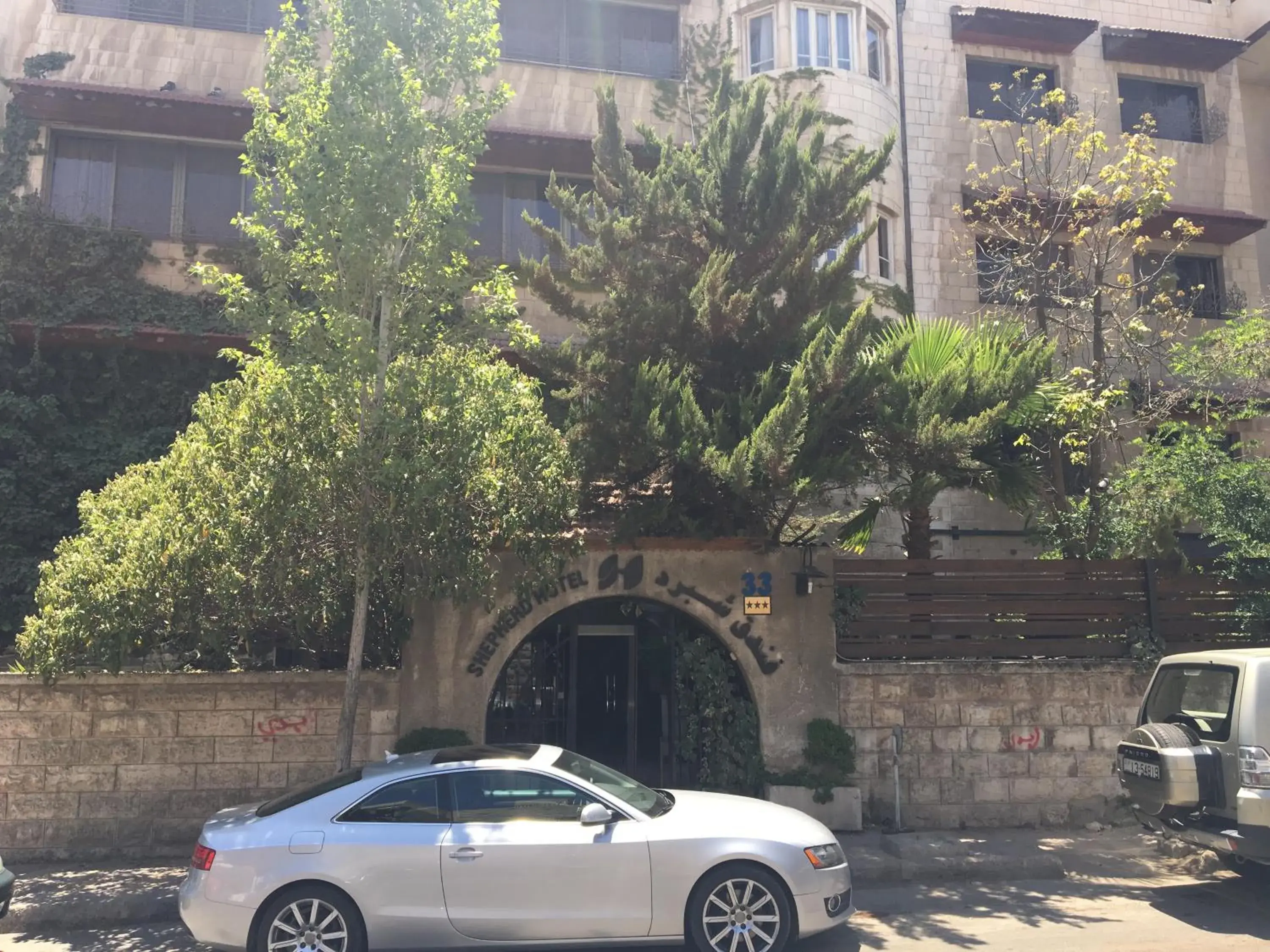 Property building, View in Shepherd Hotel