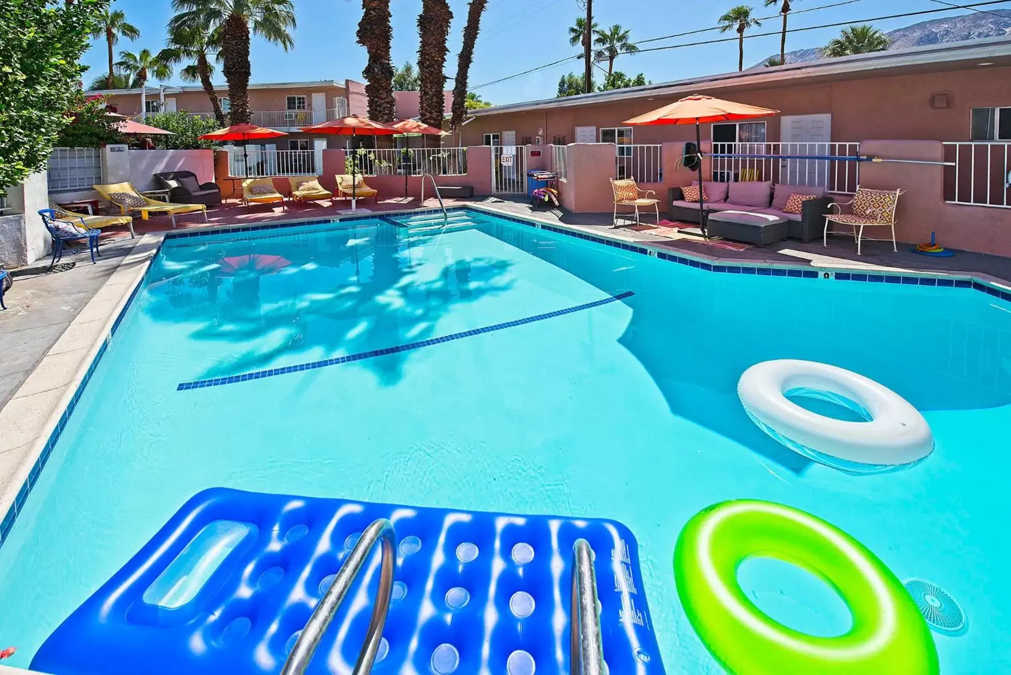 , Swimming Pool in Inn at Palm Springs