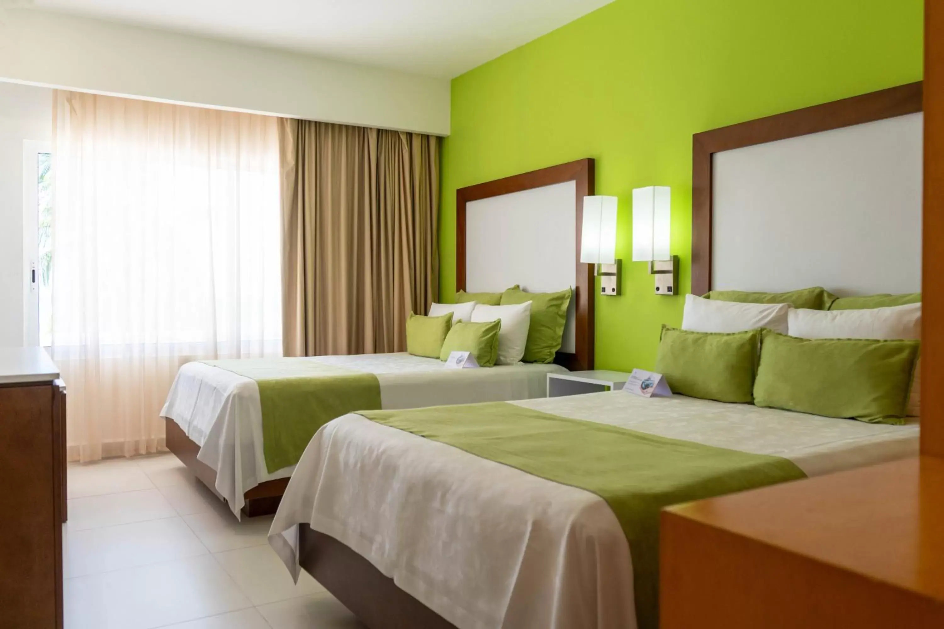 Bed in Cancun Bay Resort - All Inclusive