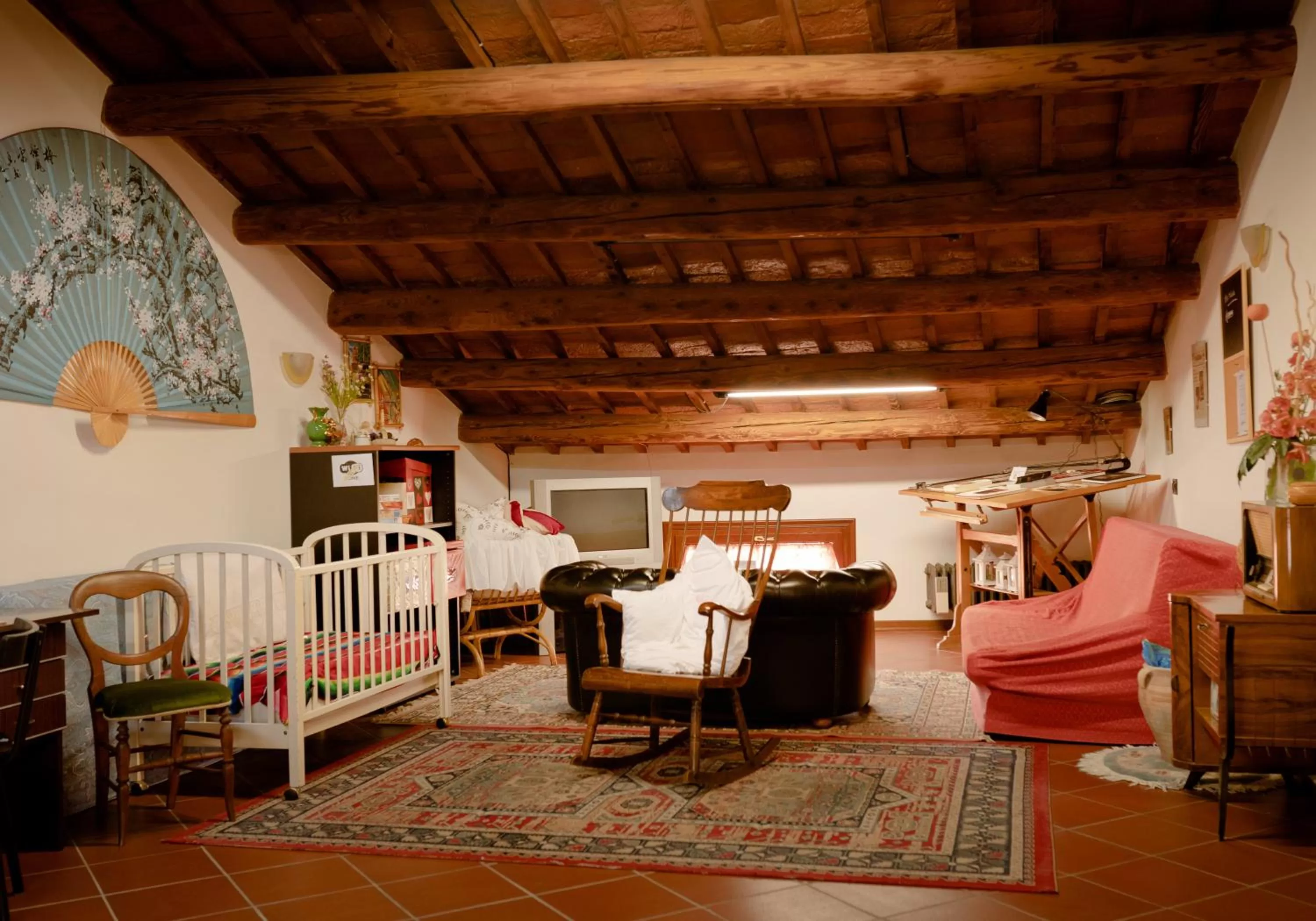 Communal lounge/ TV room, Bed in Casa Stefy