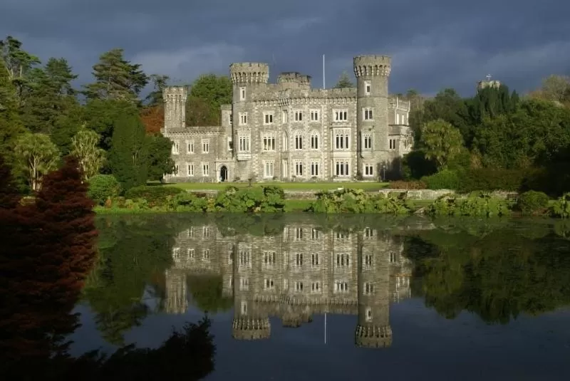 Cycling, Property Building in Glenhill B&B