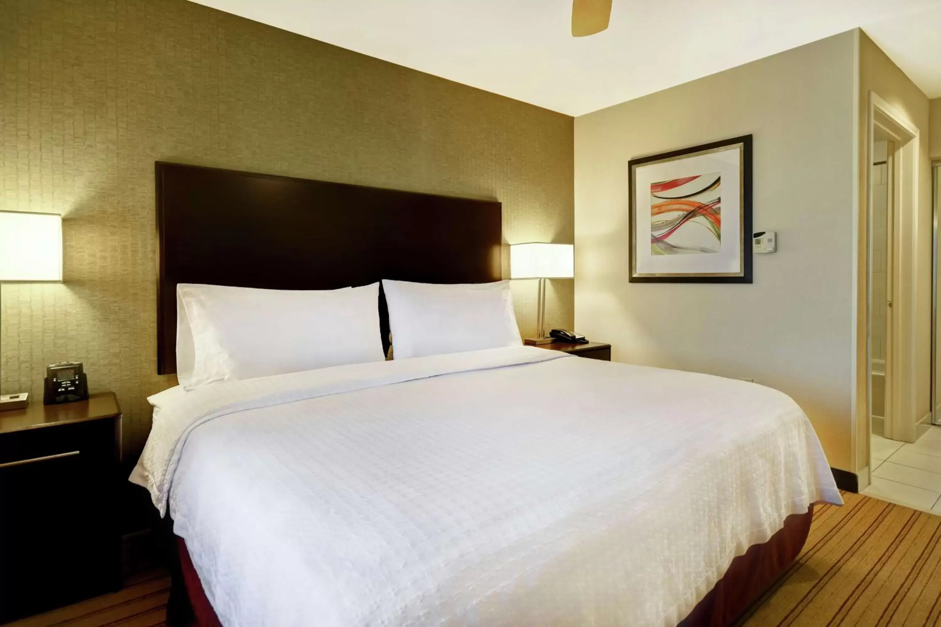 Bed in Homewood Suites by Hilton Fort Worth West at Cityview