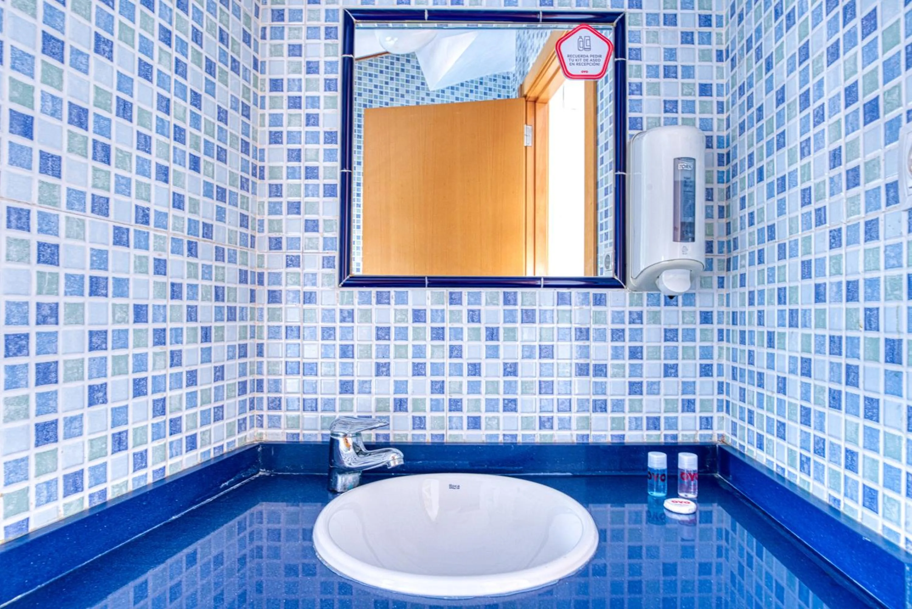 Bathroom in Hostal Nova Picanya