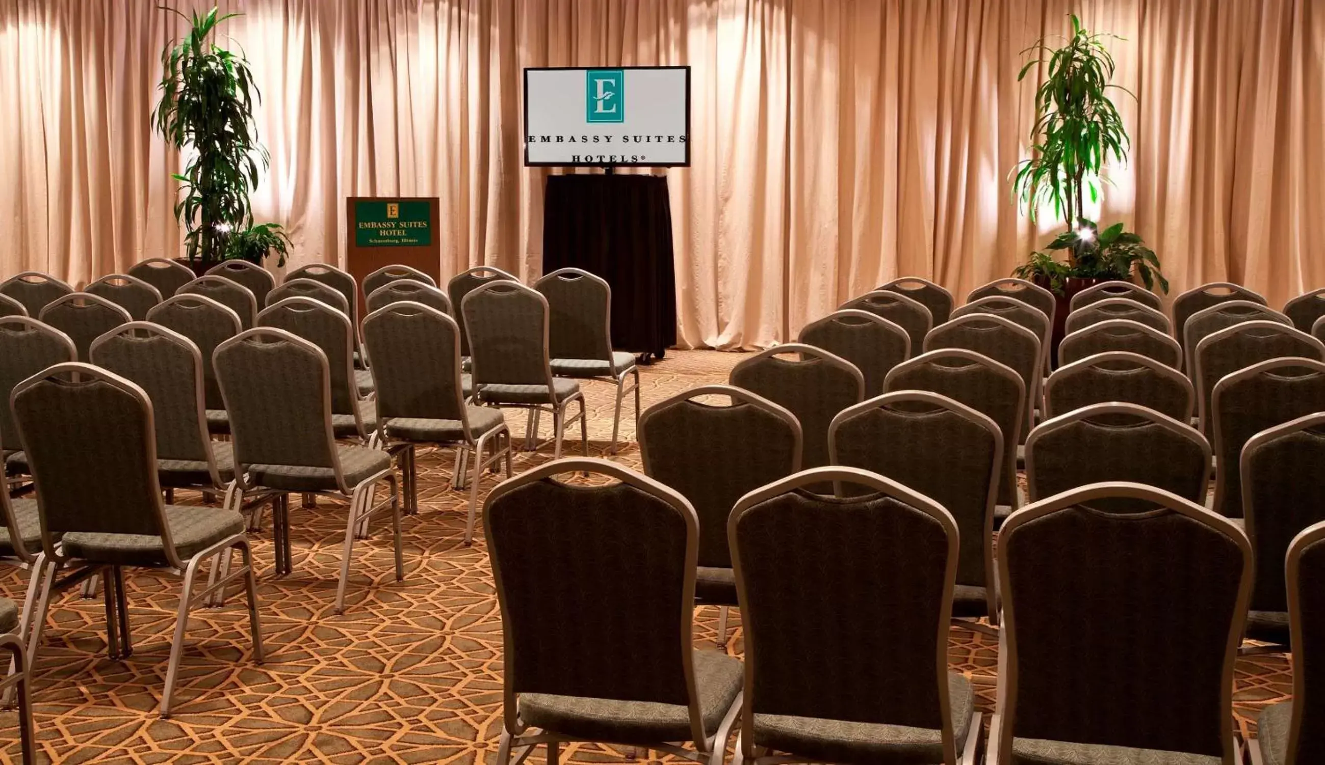 Meeting/conference room in Embassy Suites by Hilton Chicago Schaumburg Woodfield