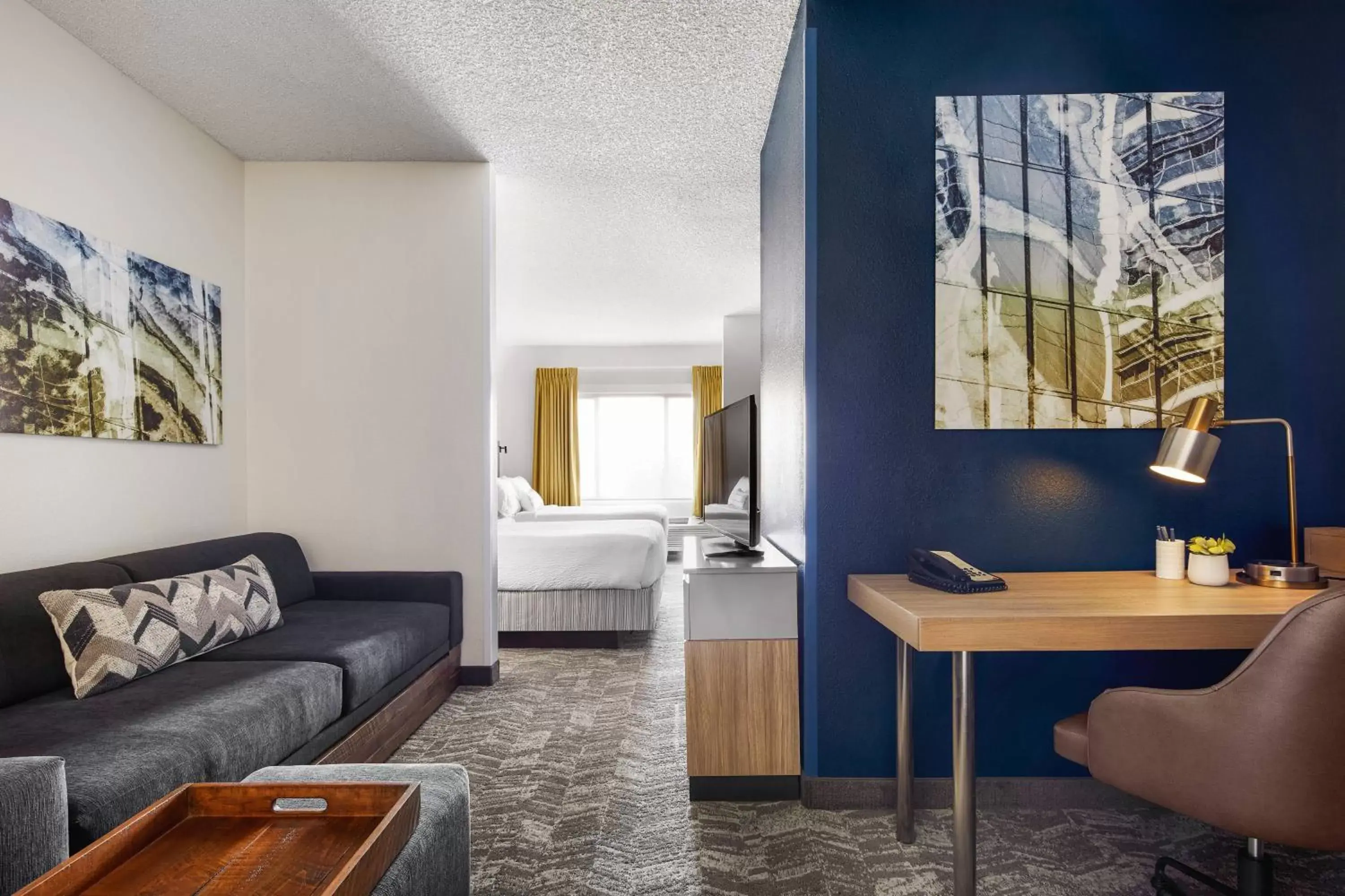 Photo of the whole room, Seating Area in SpringHill Suites Tempe at Arizona Mills Mall