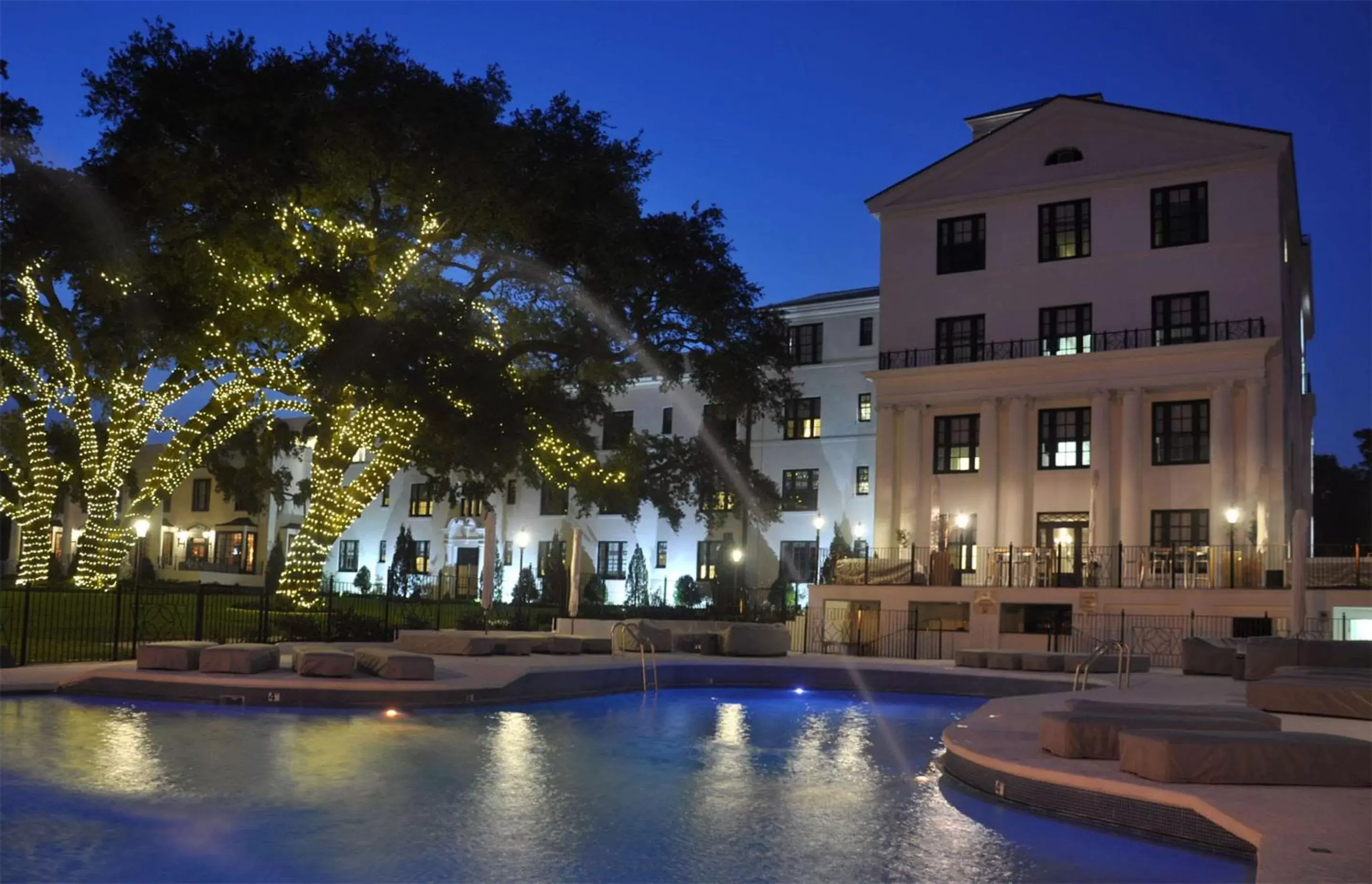 Property building, Swimming Pool in White House Hotel