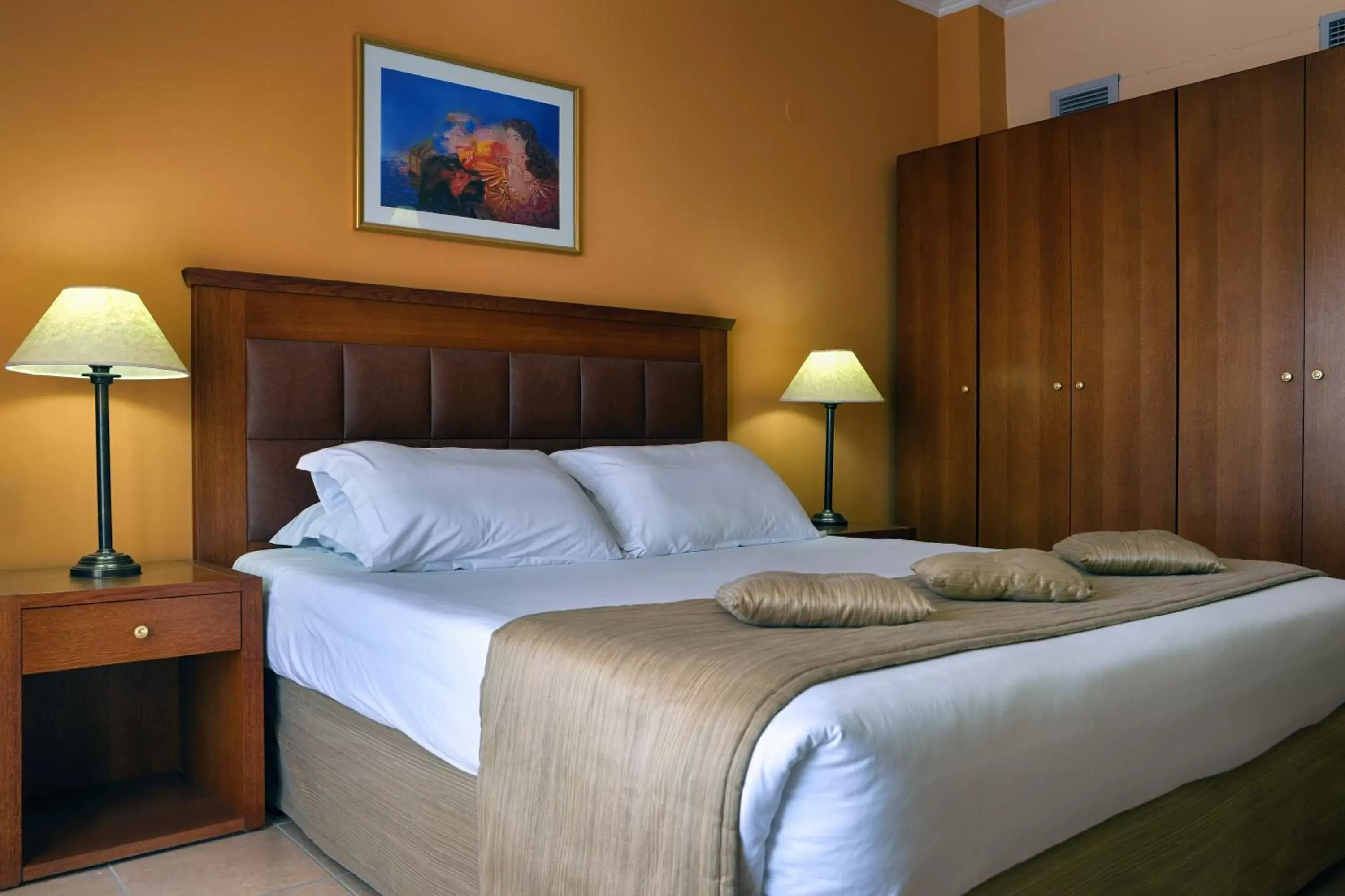 Photo of the whole room, Bed in Ariti Grand Hotel