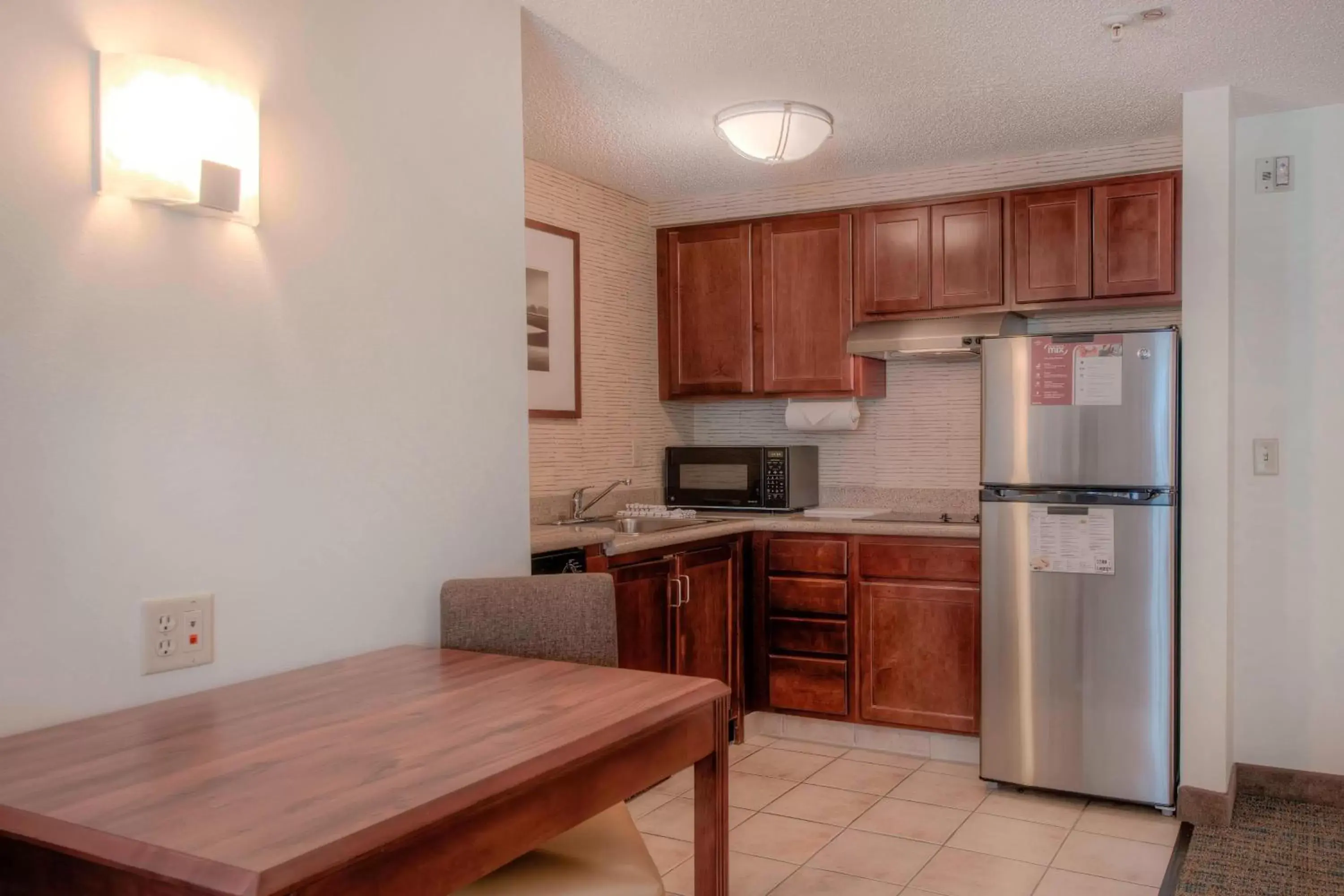 Kitchen or kitchenette, Kitchen/Kitchenette in Residence Inn by Marriott Raleigh Crabtree Valley