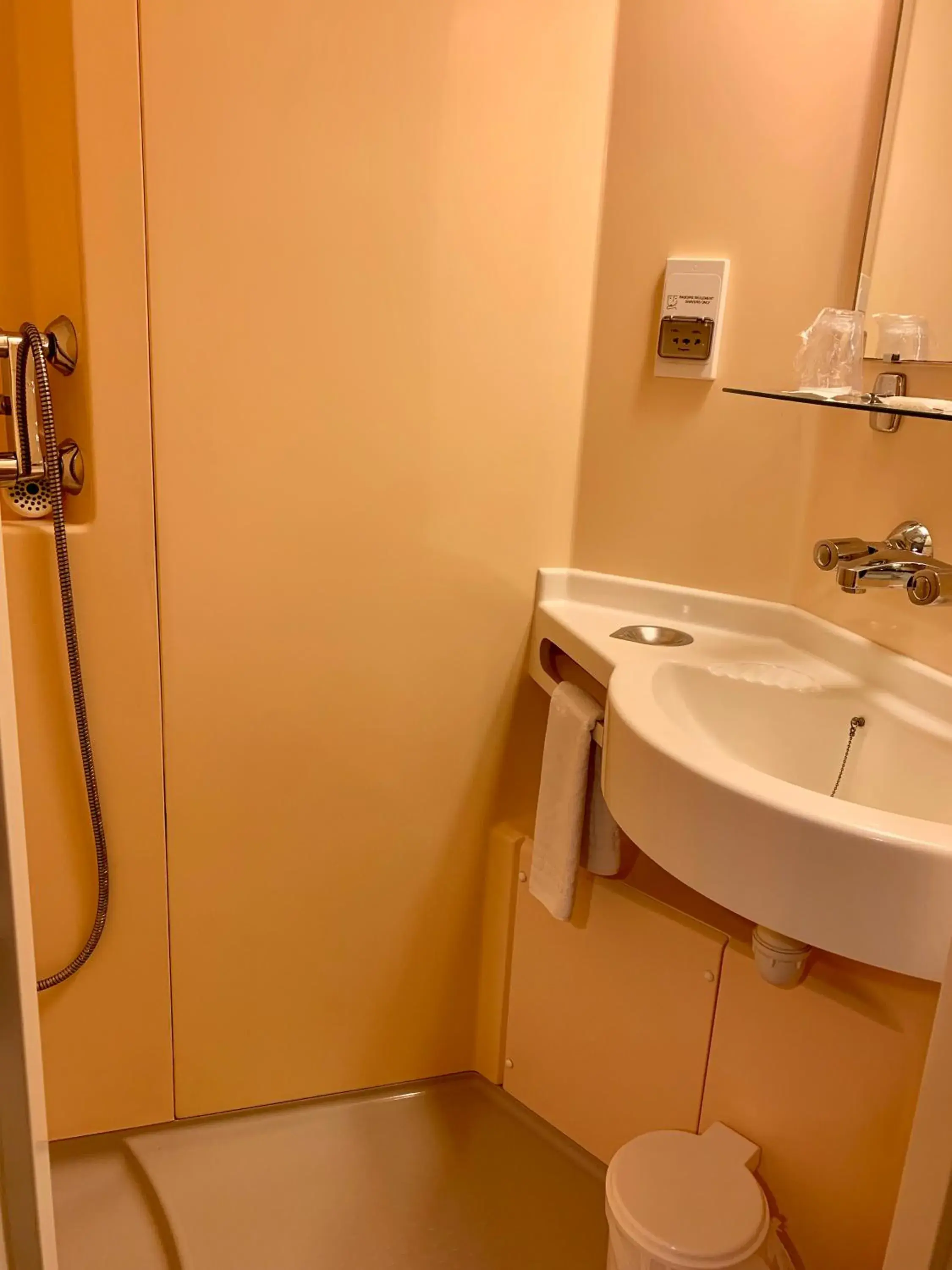 Bathroom in Hotel Le Centre