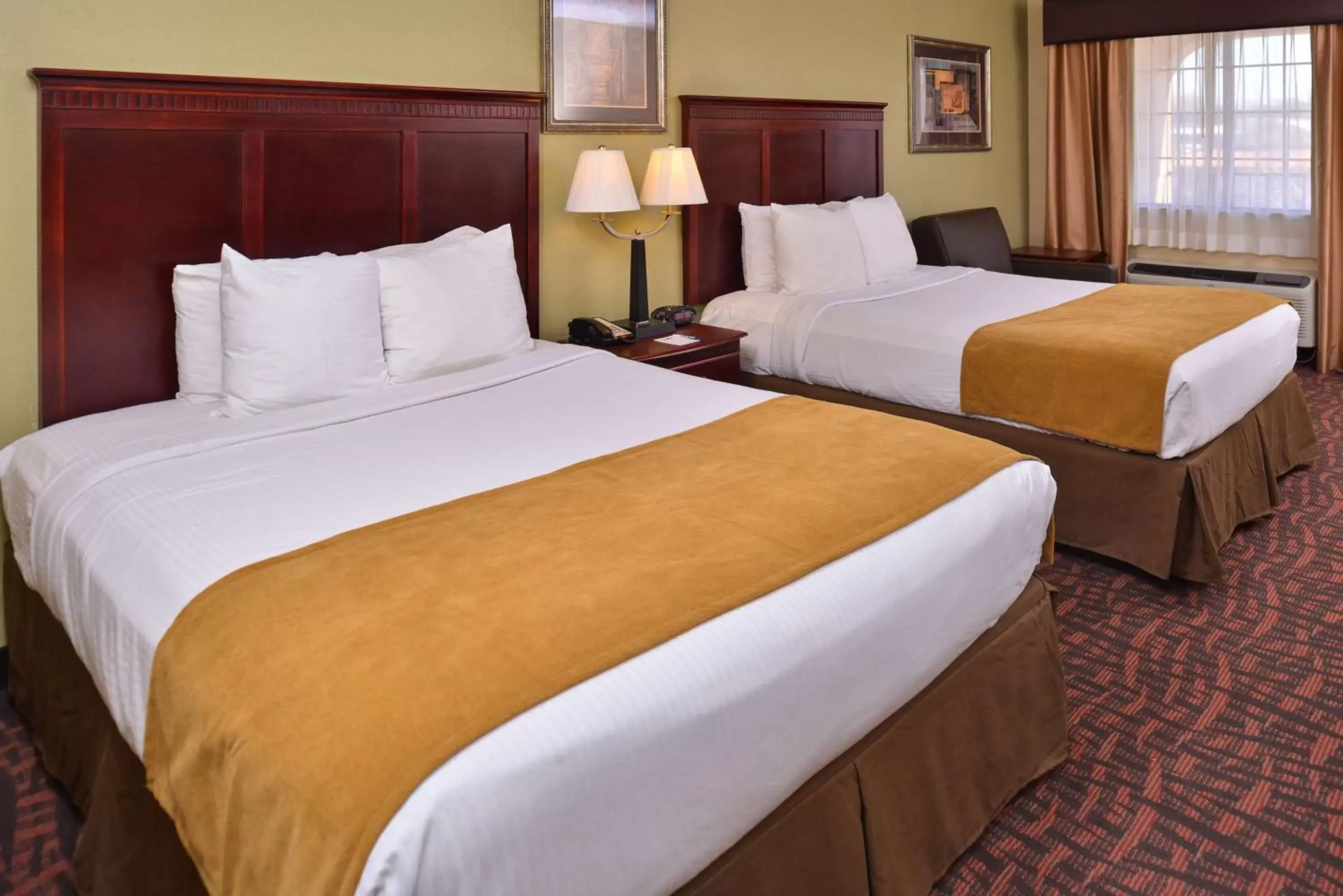 Photo of the whole room, Bed in Best Western Eunice Photo of the whole room, Bed in Best Western Eunice