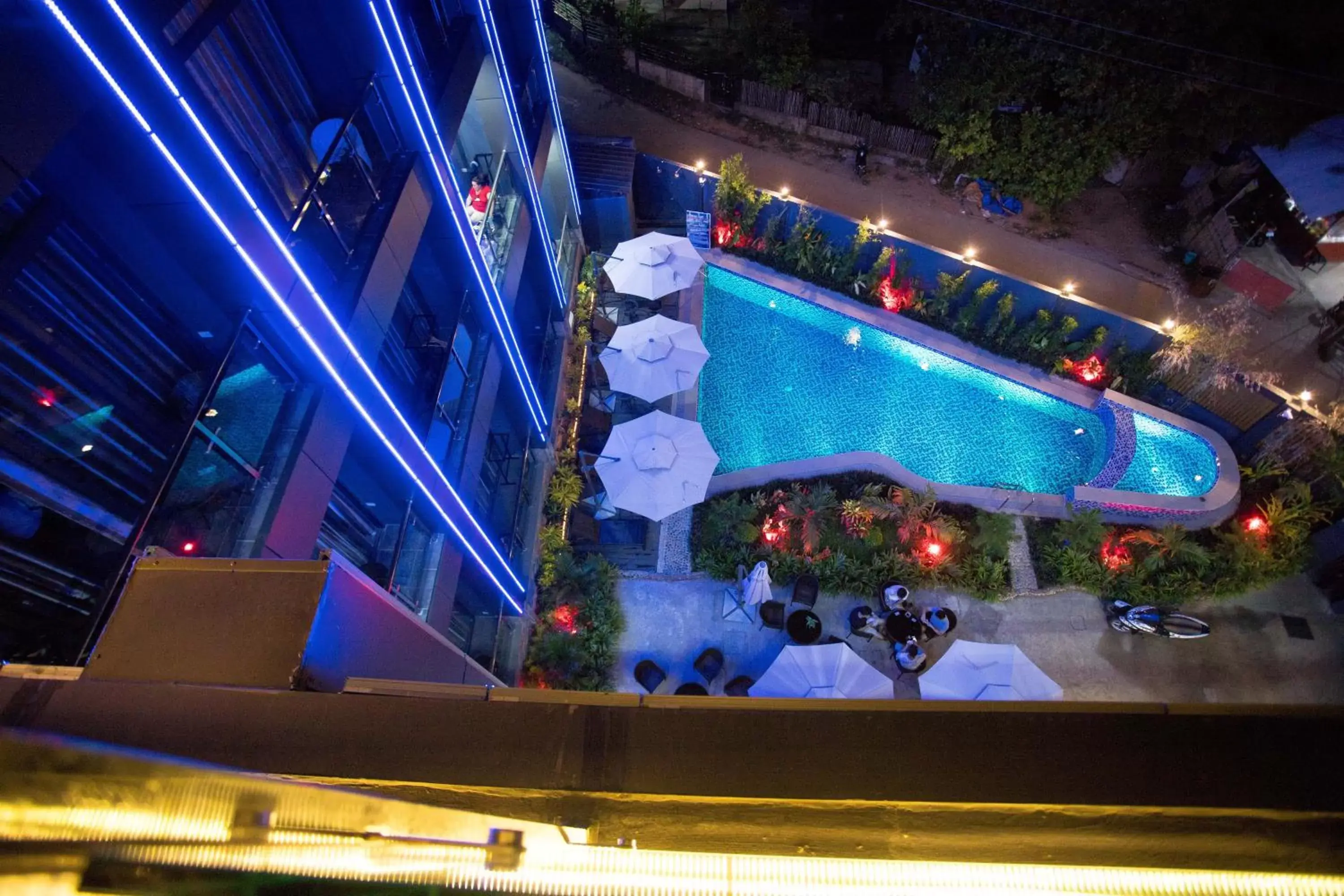 Pool View in Vienna Hotel