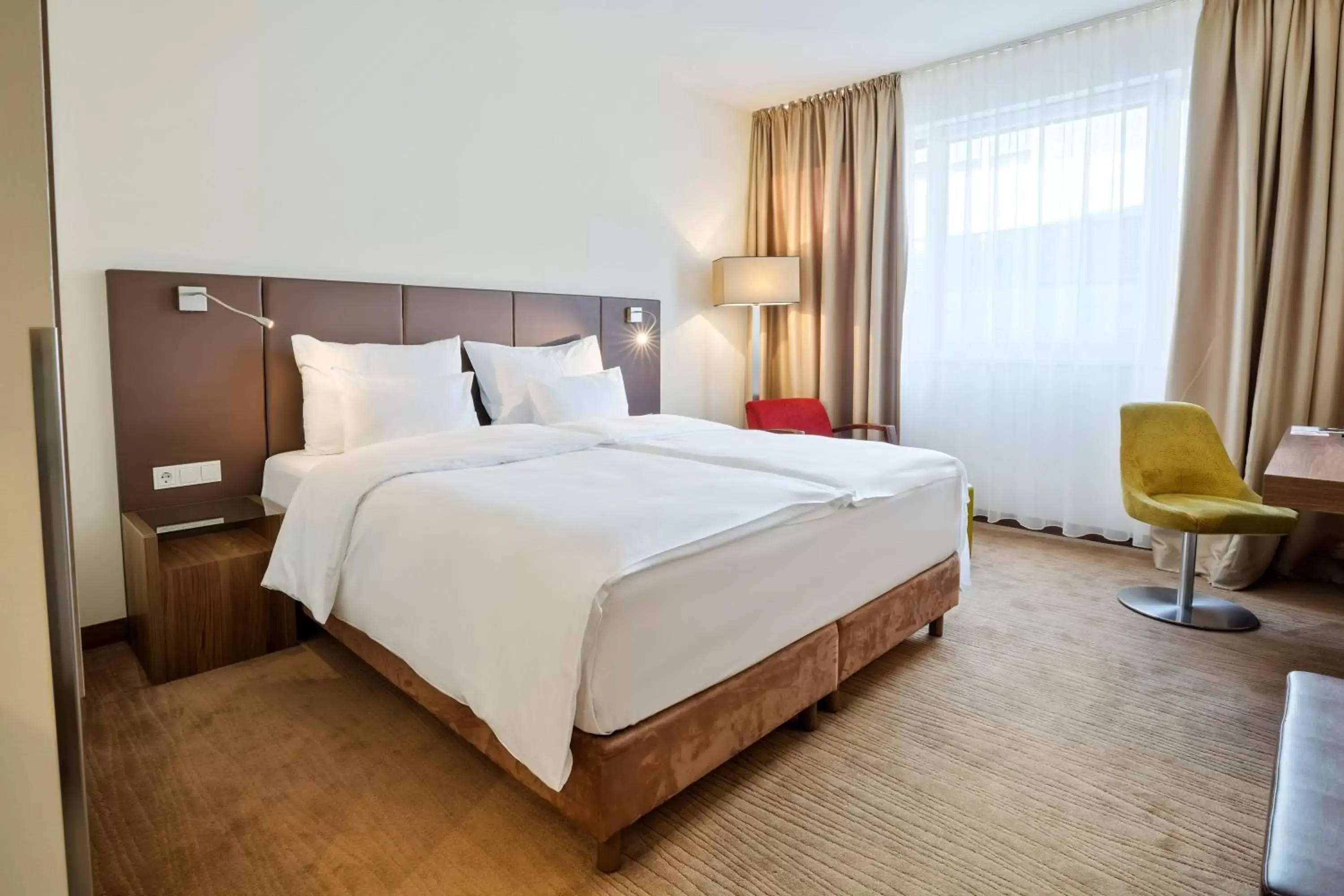 Bed in Austria Trend Hotel Doppio Wien