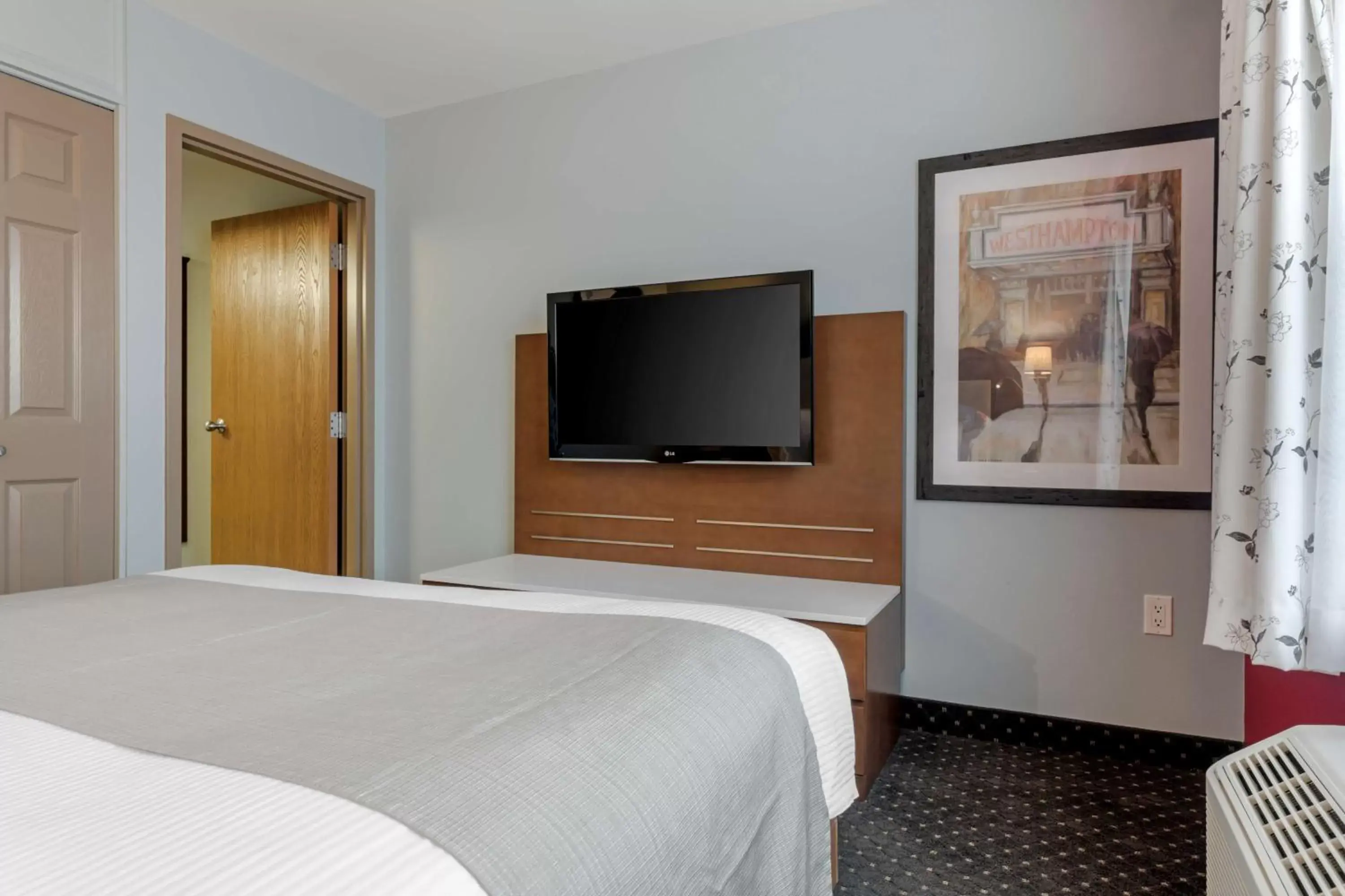 Bedroom, Bed in Best Western Plus Woodstock Hotel Conference Centre