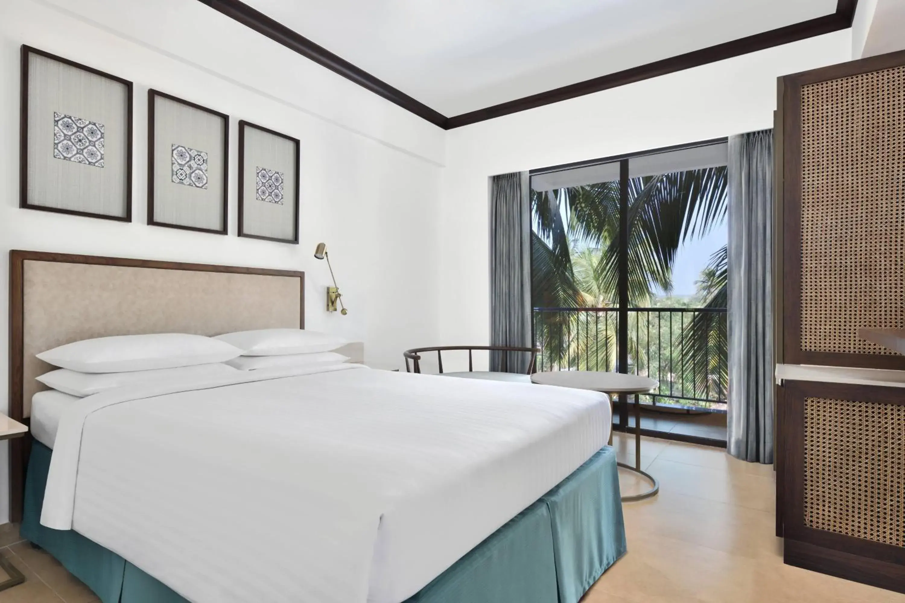 Photo of the whole room, Bed in Fairfield by Marriott Goa Anjuna