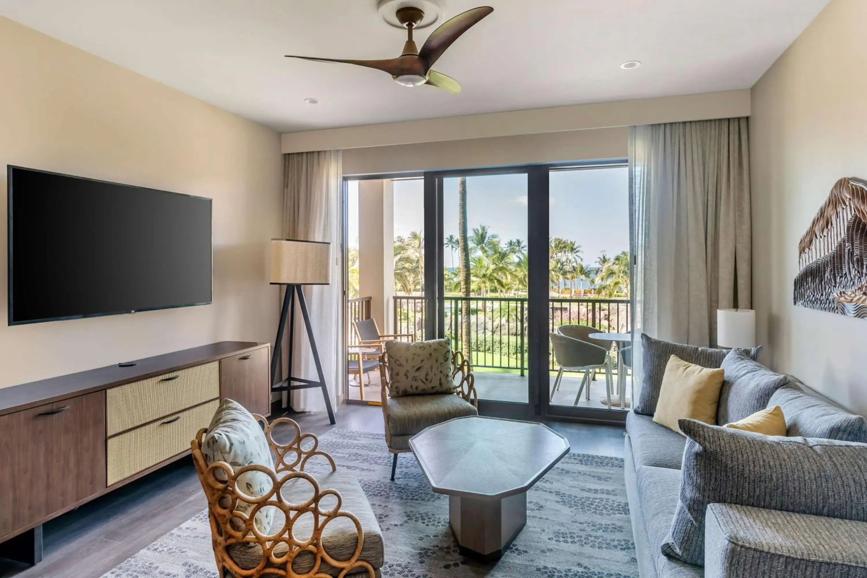 TV and multimedia, Seating Area in Hilton Grand Vacations Club Maui Bay Villas