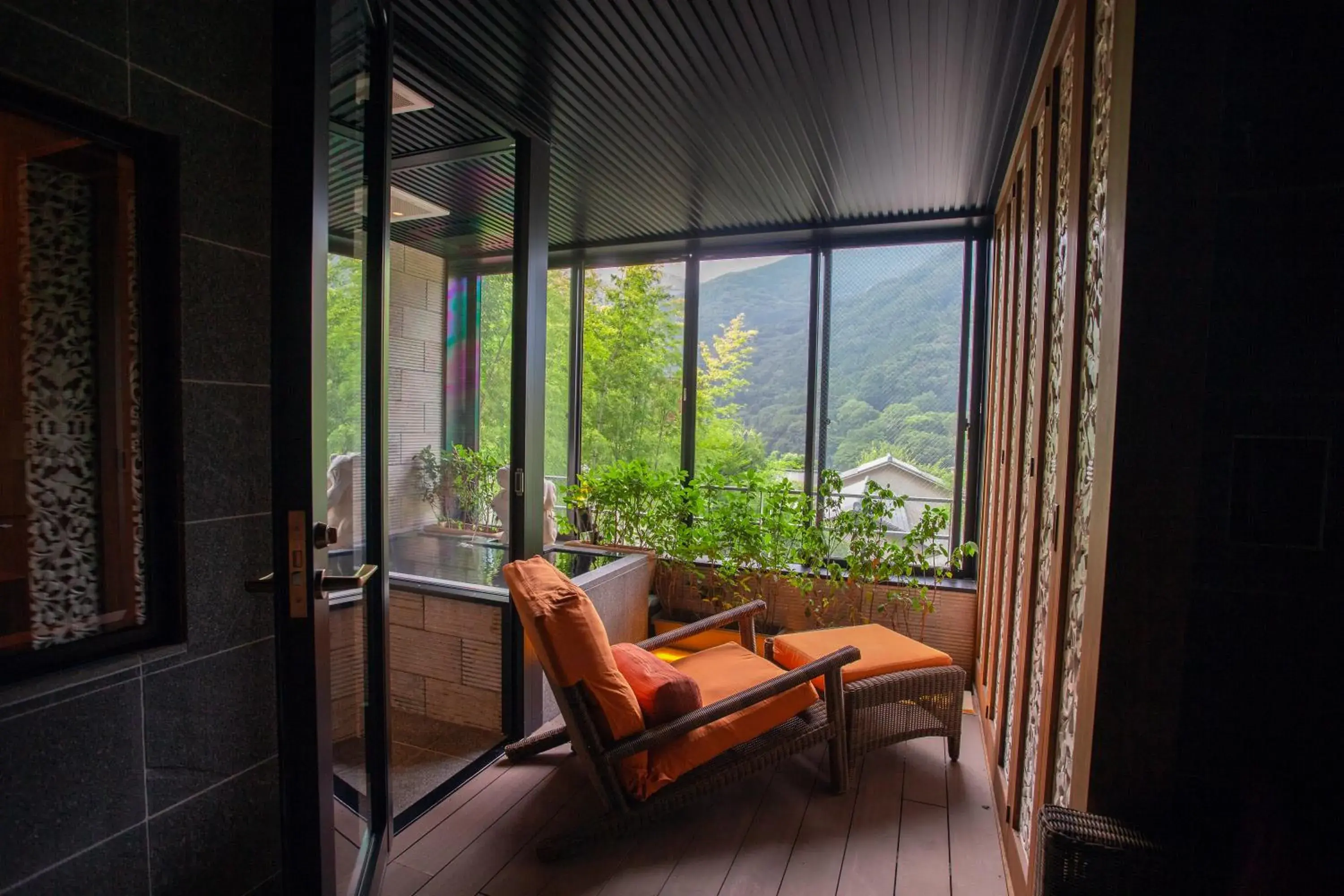 Balcony/Terrace, Seating Area in Balinese onsen ryokan Hakone Airu